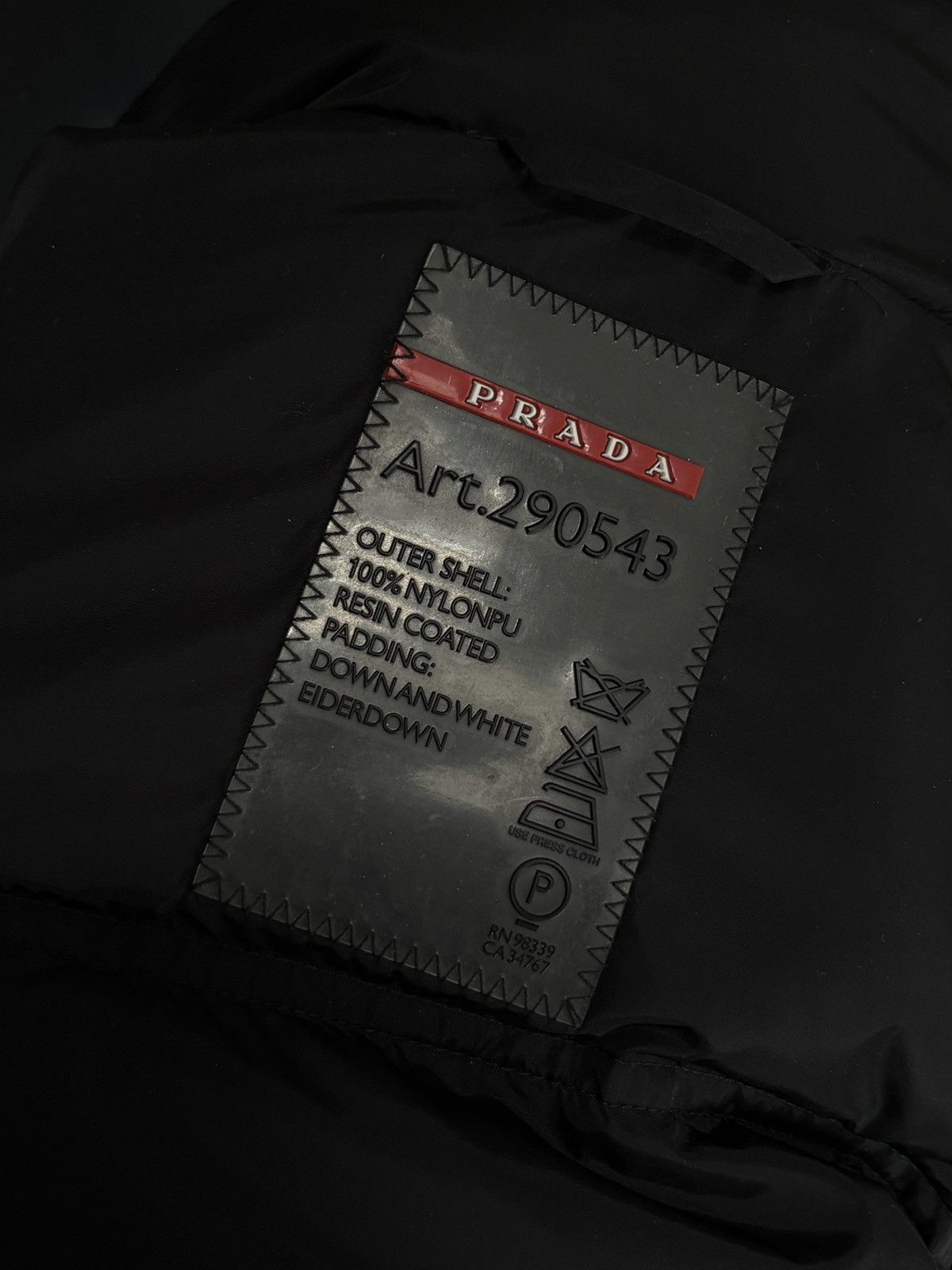 Prada Prada Black Down Puffer Jacket Size XS / US 0-2 / IT 36-38 - 13 Thumbnail