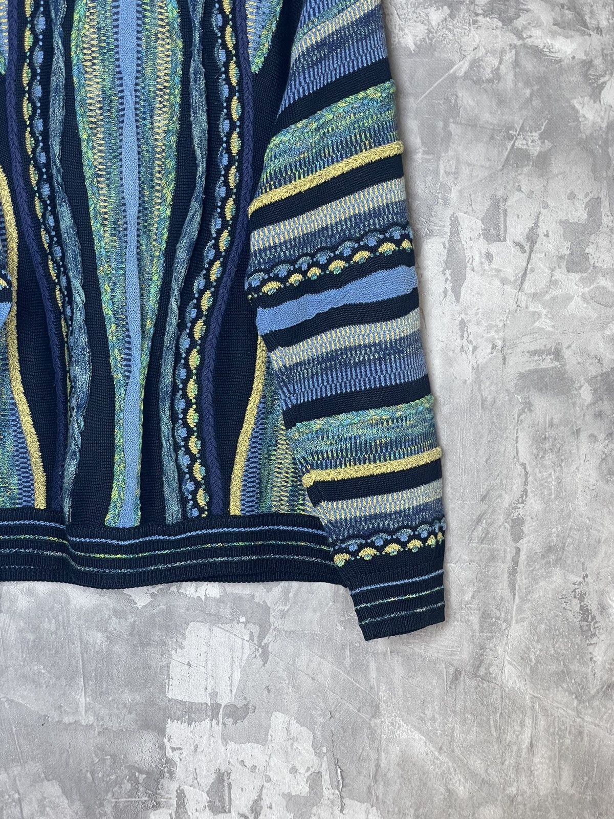 Other Vintage Coogi style y2k hype streetwear style sweater Size US L / EU 52-54 / 3 - 6 Thumbnail