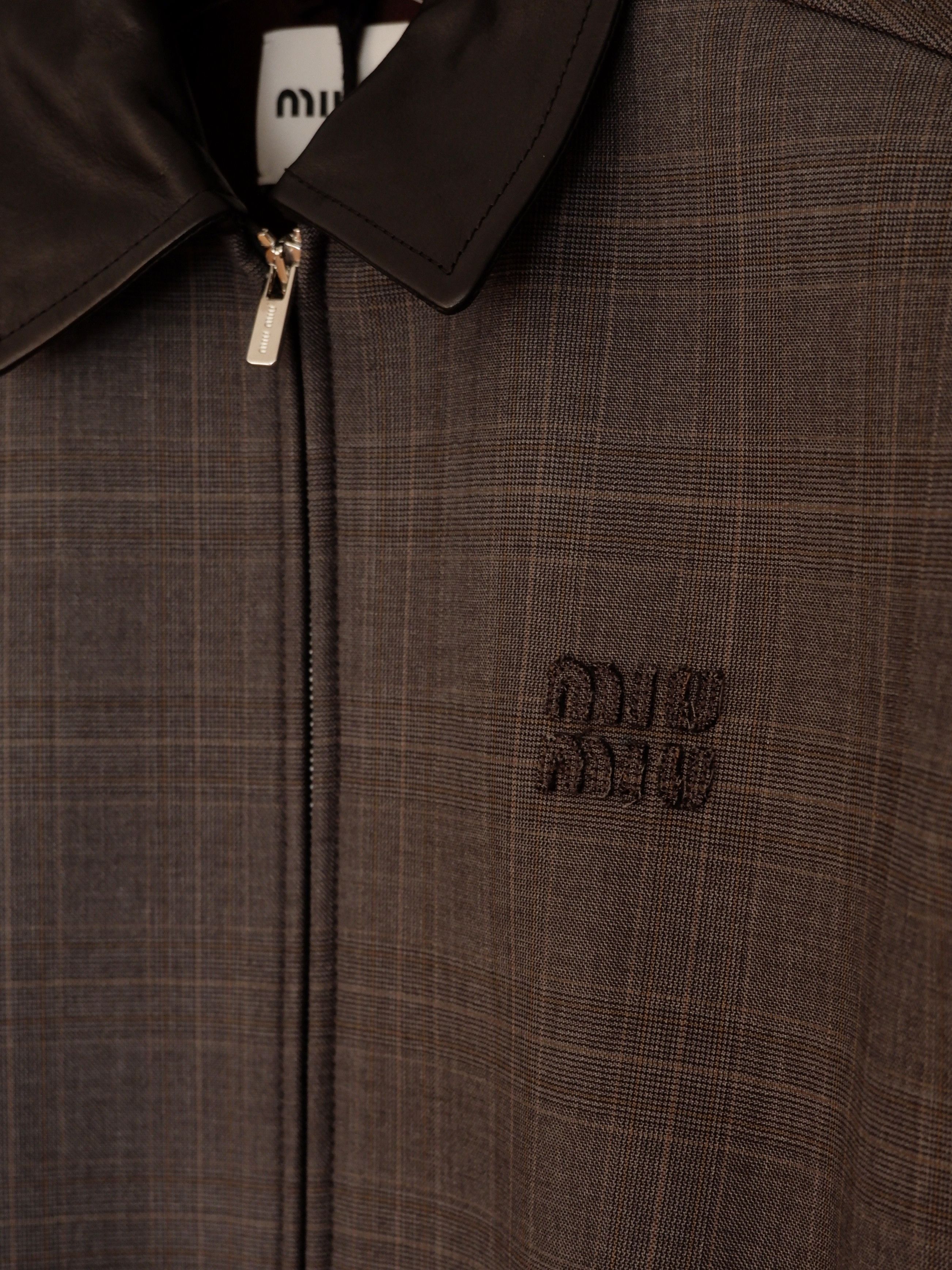Miu Miu Last drop! 6k Miu Miu virgin wool bonded blouson Size US S / EU 44-46 / 1 - 2 Thumbnail