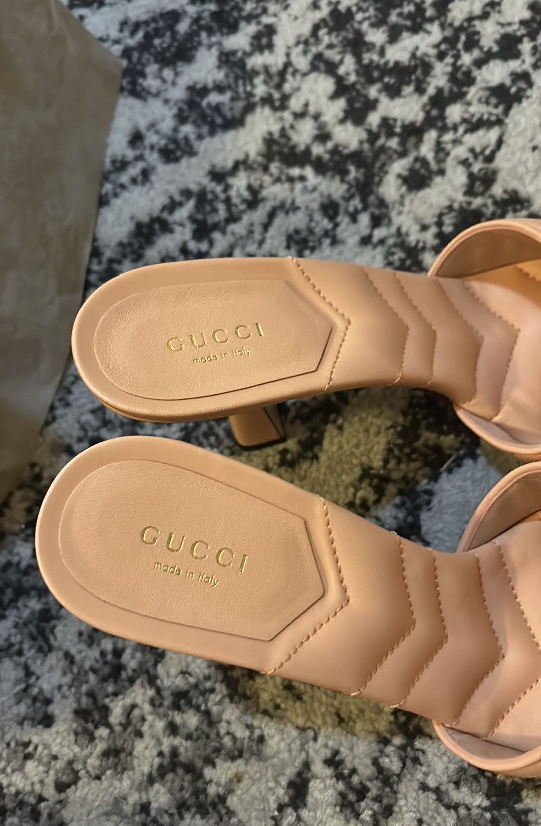 Gucci Gucci Women’s Double G Slide Sandal size 38.5 Size US 8.5 / IT 38.5 - 4 Thumbnail