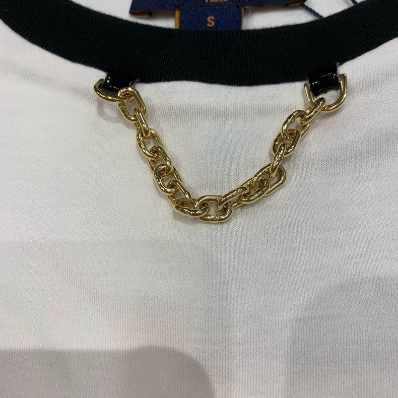 Louis Vuitton Louis Vuitton White Valentine limited love lipstick logo c Size S / US 4 / IT 40 - 9 Thumbnail