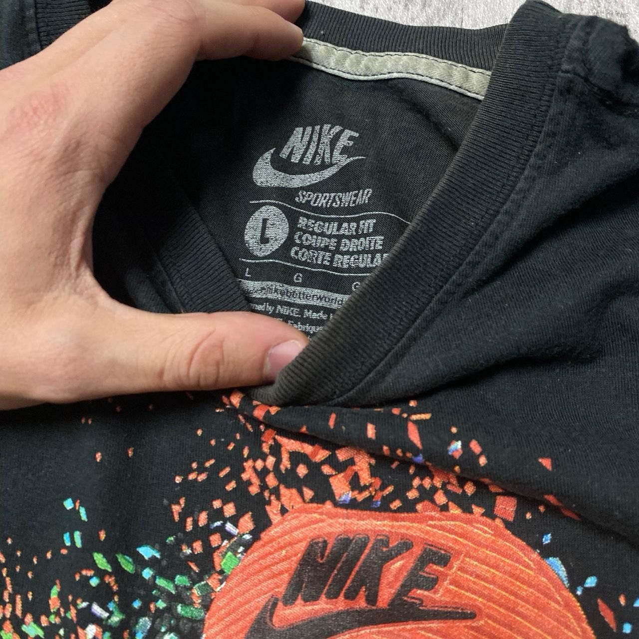 Nike Nike black and multi-coloured sportswear tee nike Size US L / EU 52-54 / 3 - 4 Thumbnail