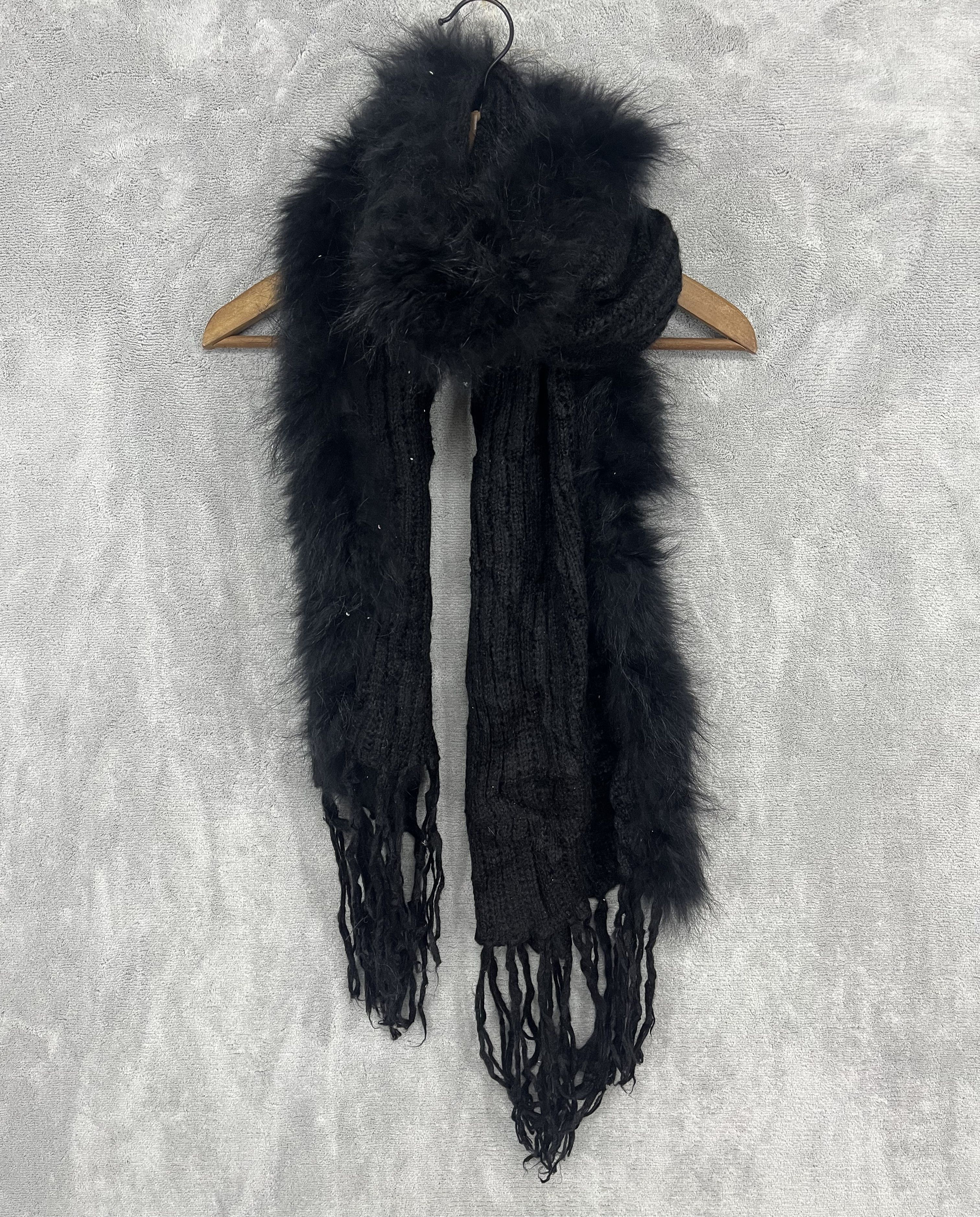 Japanese Brand Black Laila Collection Fur Scarf Muffler Neck scarf Size ONE SIZE - 2 Thumbnail