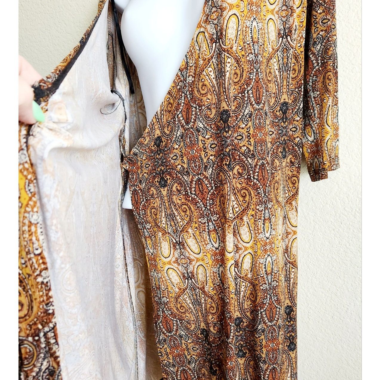 Other Emma & Michelle Brown Gold Black Floral Print Wrap Dress 8 Size M / US 6-8 / IT 42-44 - 2 Thumbnail