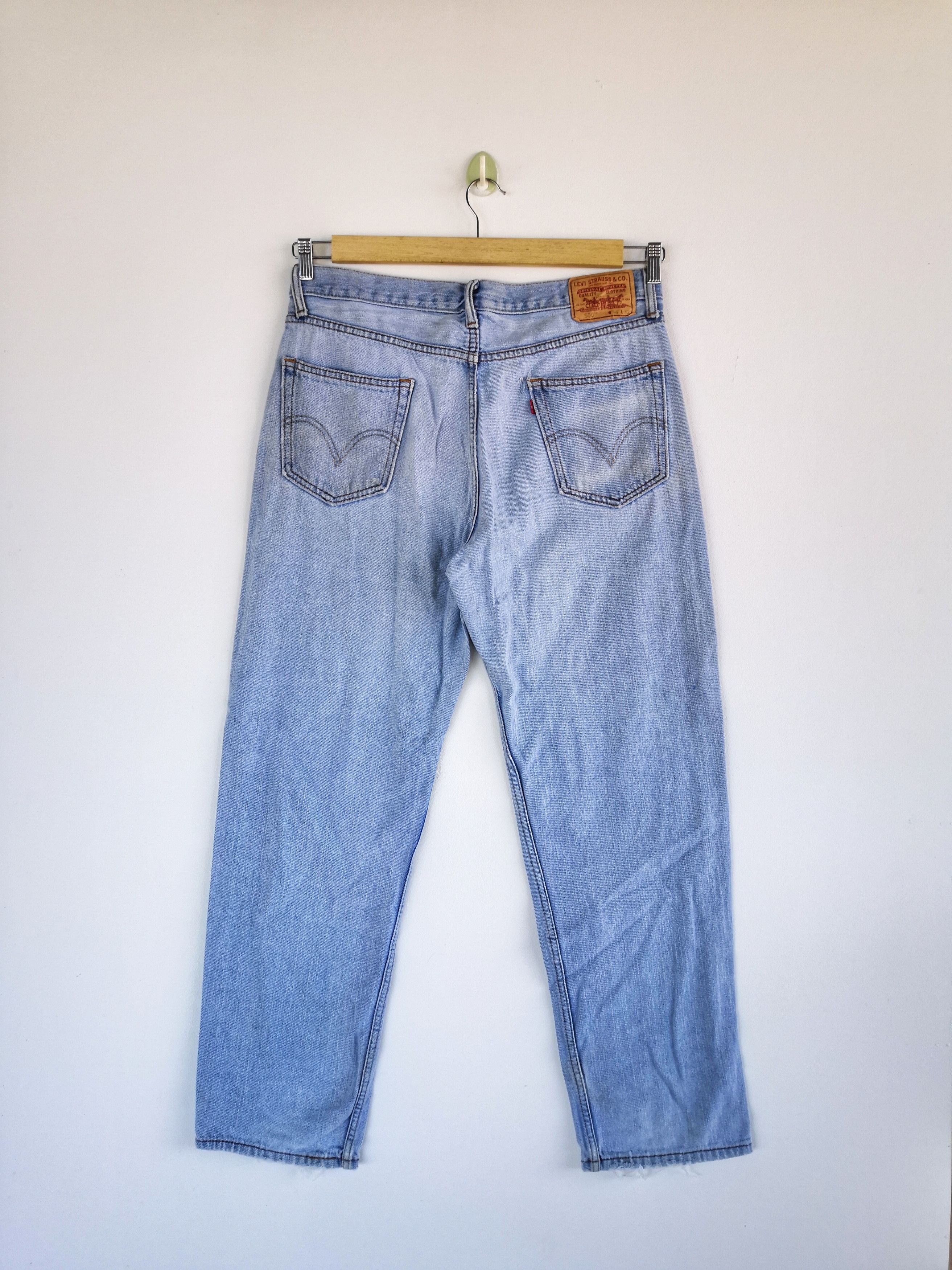 Levi's Vintage Levis 550 Sun Faded Denim Levi's Light Wash Jeans Size US 34 / EU 50 - 2 Thumbnail