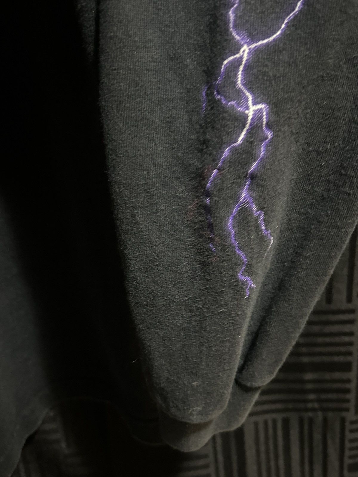 Harley Davidson VTG 90s Harley Davidson Purple Lighting LongSleeve Size L Size US L / EU 52-54 / 3 - 8 Thumbnail