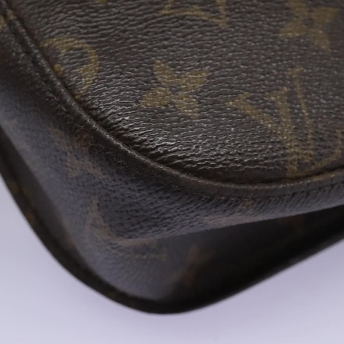 Louis Vuitton LOUIS VUITTON Monogram Saint Cloud GM Shoulder Bag M51242 Size ONE SIZE - 15 Thumbnail