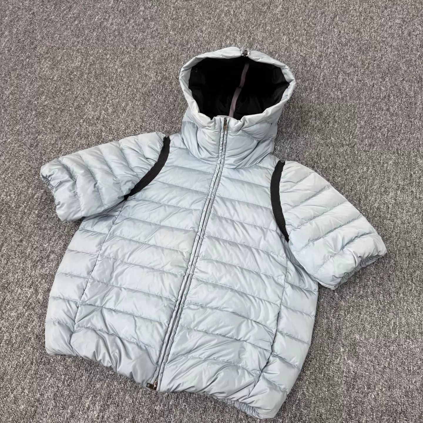 Miu Miu MIU MIU Light Blue Short Hooded Puffer Detachable Sleeves 40 Size S / US 4 / IT 40 - 3 Thumbnail