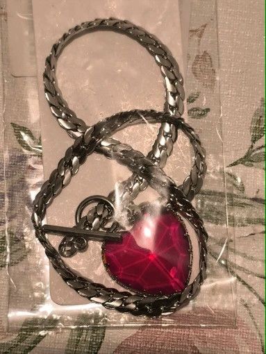 Jewelry Goth Punk Red Heart Glass Pendant Charms Necklace Size ONE SIZE - 8 Thumbnail