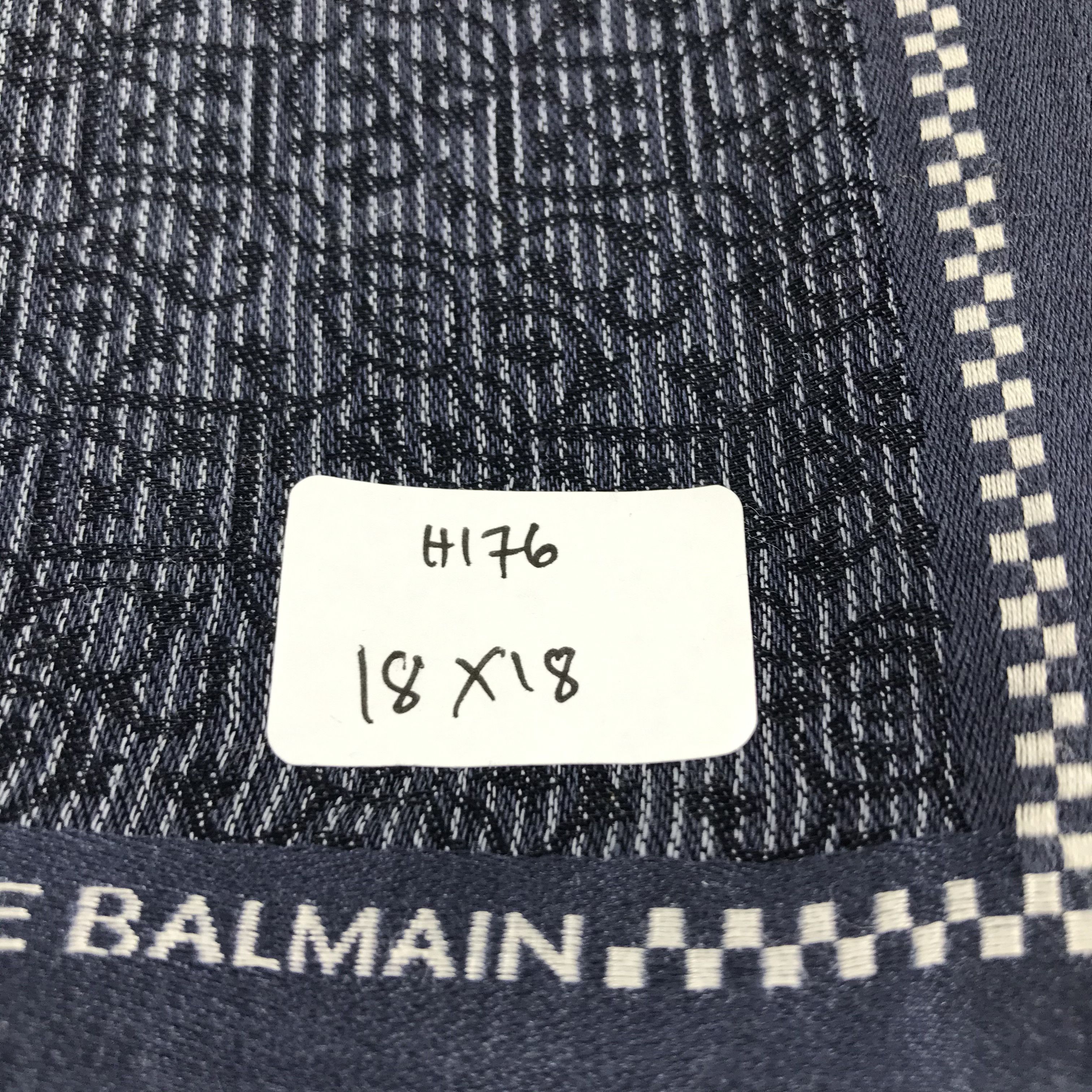 Pierre Balmain × Vintage Pierre Balmain Handkerchief Neckerchief Bandana H176 Size ONE SIZE - 7 Thumbnail
