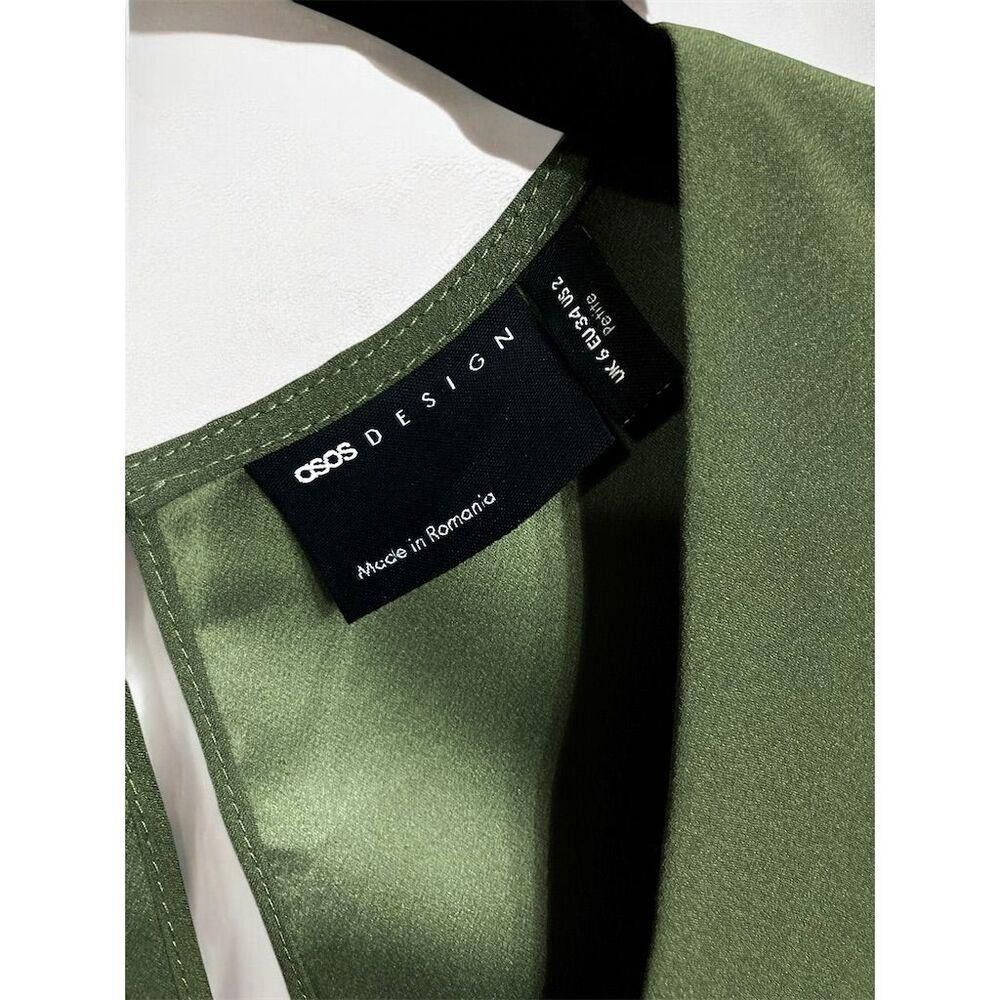 Asos ASOS DESIGN Green Peplum Dress with Bell Sleeves Size XS / US 0-2 / IT 36-38 - 6 Thumbnail
