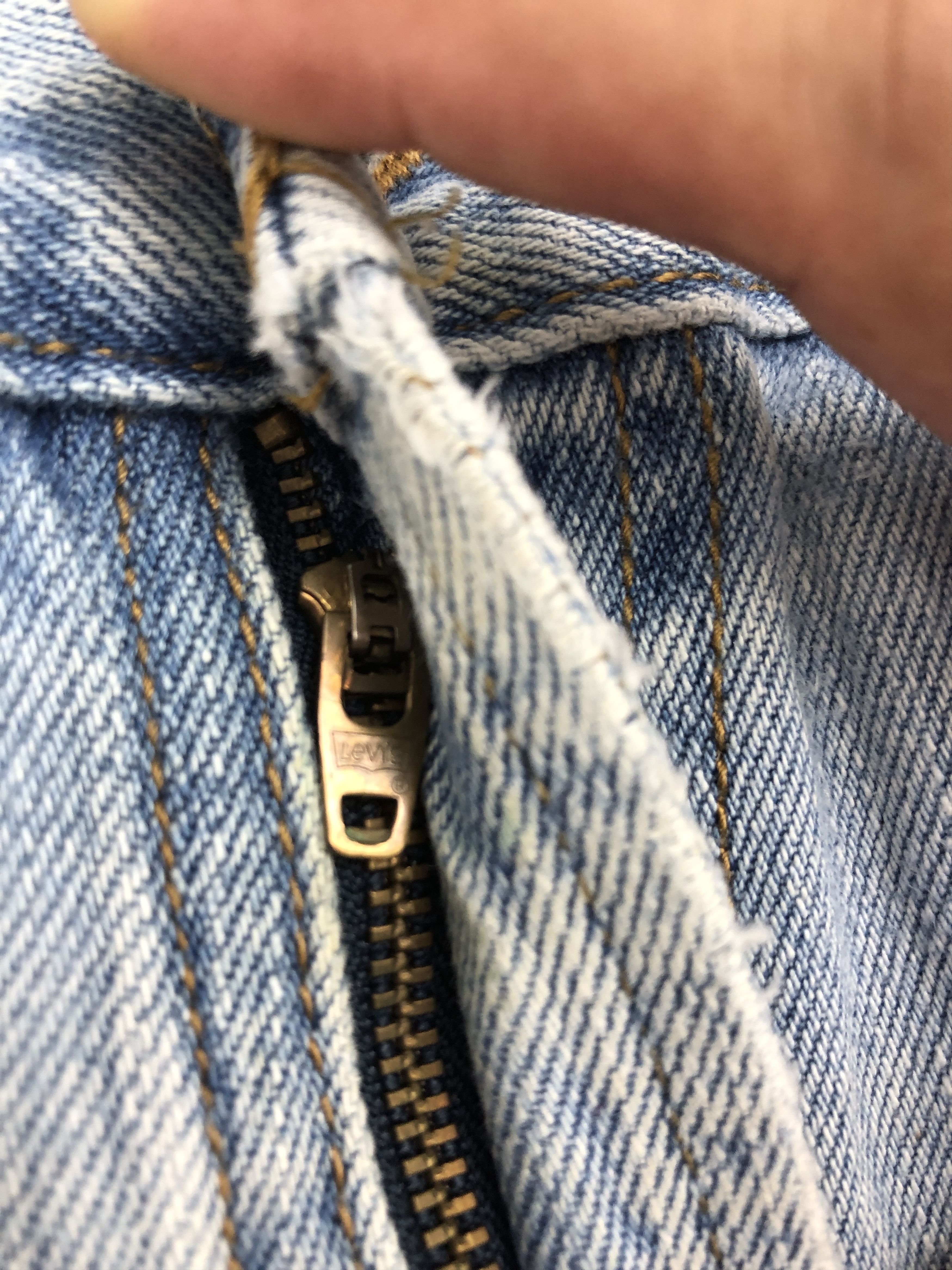 Levi's × Vintage Vintage Levis 550 Light Washed Jeans Size US 33 - 9 Thumbnail
