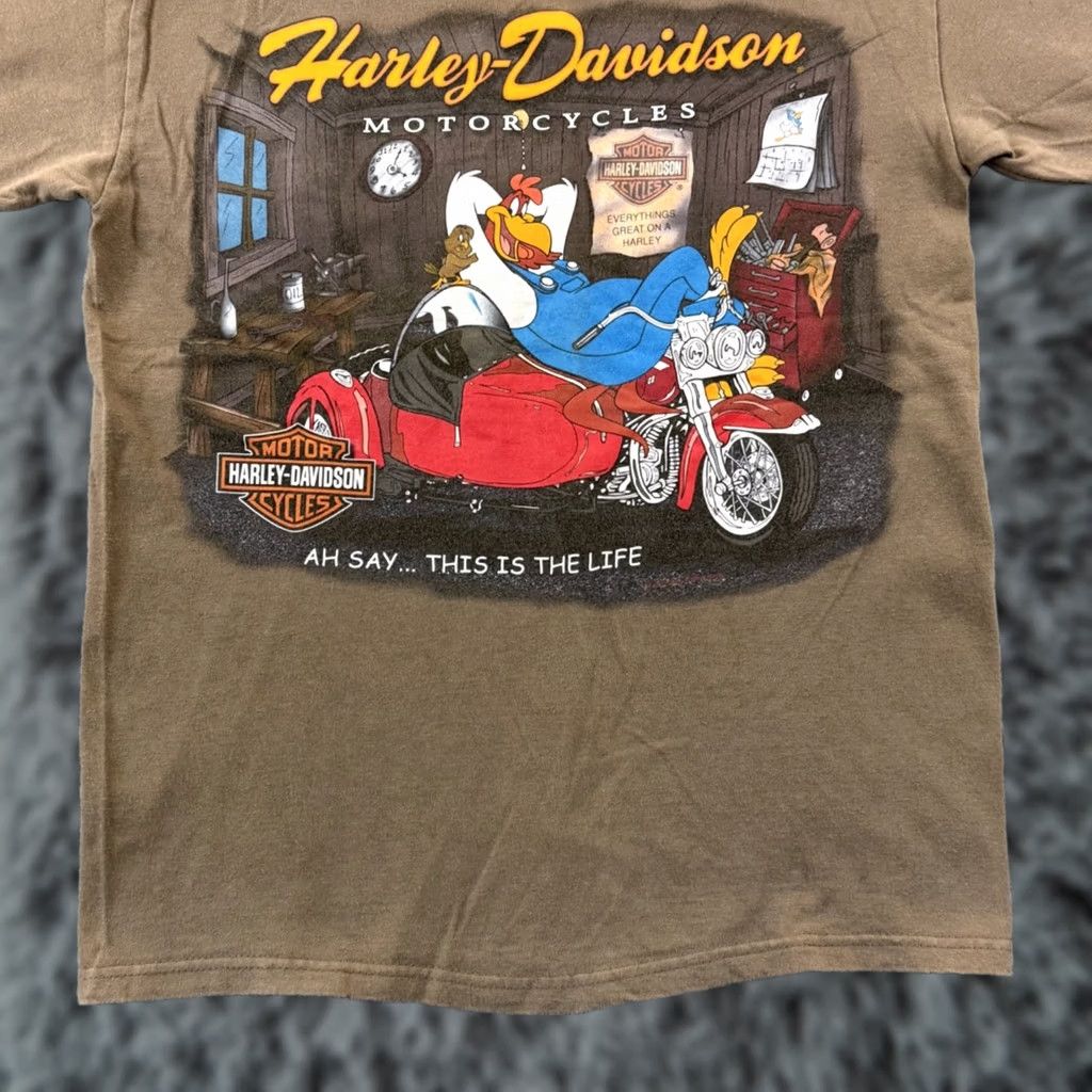 Harley Davidson VINTAGE Harley-Davidson Shirt Adult Small Brown Foghorn Leghorn Looney Tunes USA Shirt Mens Small Brown Harley-Davidson Theme Biker Cartoon 1990s Size US S / EU 44-46 / 1 - 1 Thumbnail
