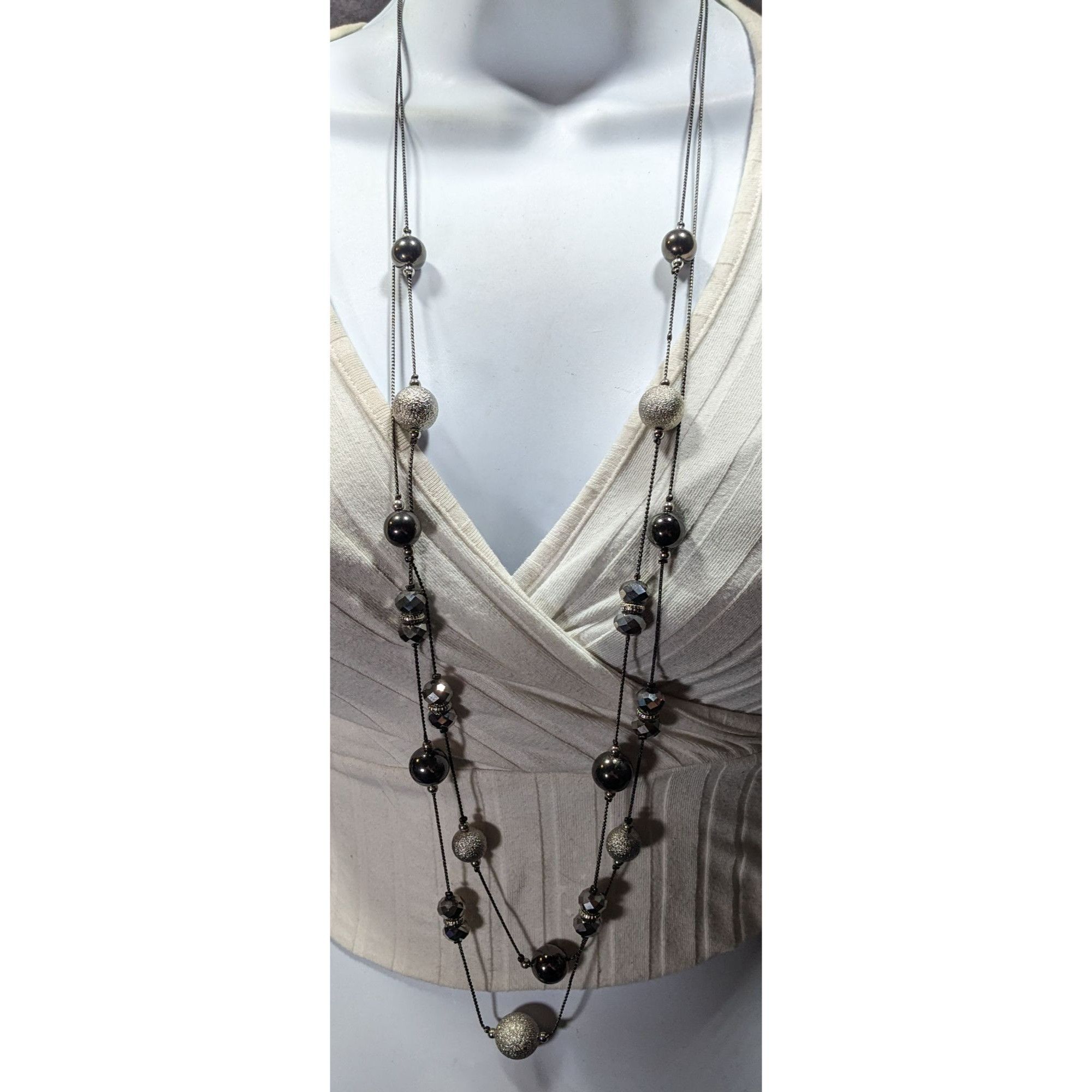 Other Glam Goth Layered Station Necklace Black And Silver Tone Bea Size ONE SIZE - 1 Thumbnail