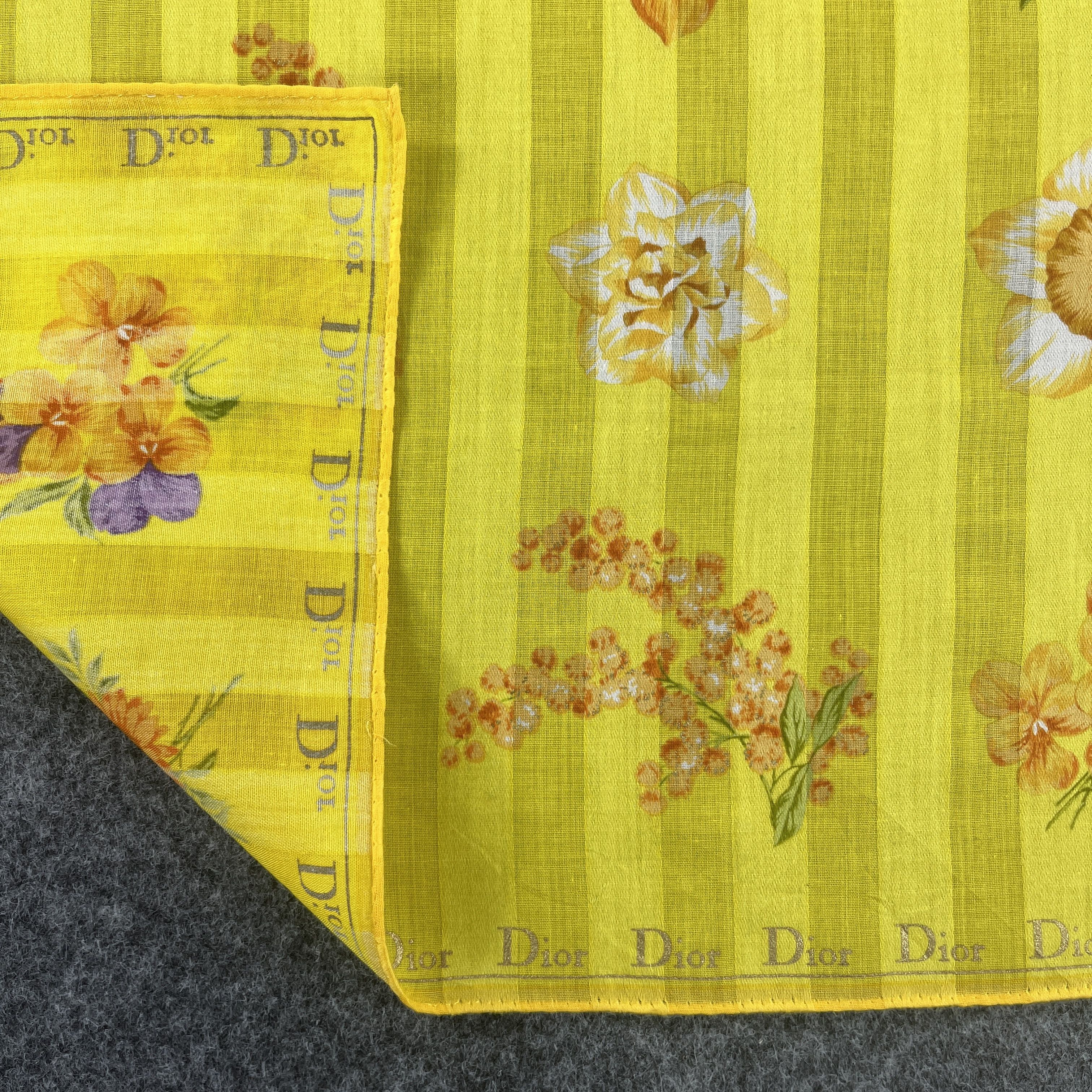 Vintage Christian Dior Handkerchief / Bandana / Neckerchief B064 Size ONE SIZE - 4 Thumbnail