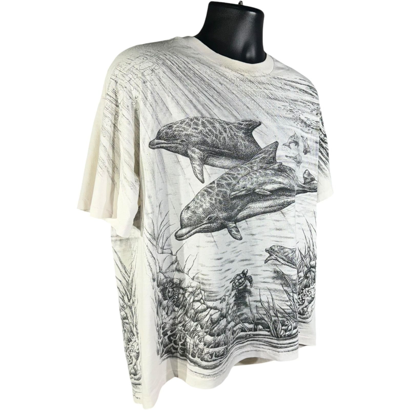 Hanes Vintage Bottlenose Dolphin Ocean Life AOP Tee Size US XL / EU 56 / 4 - 4 Thumbnail