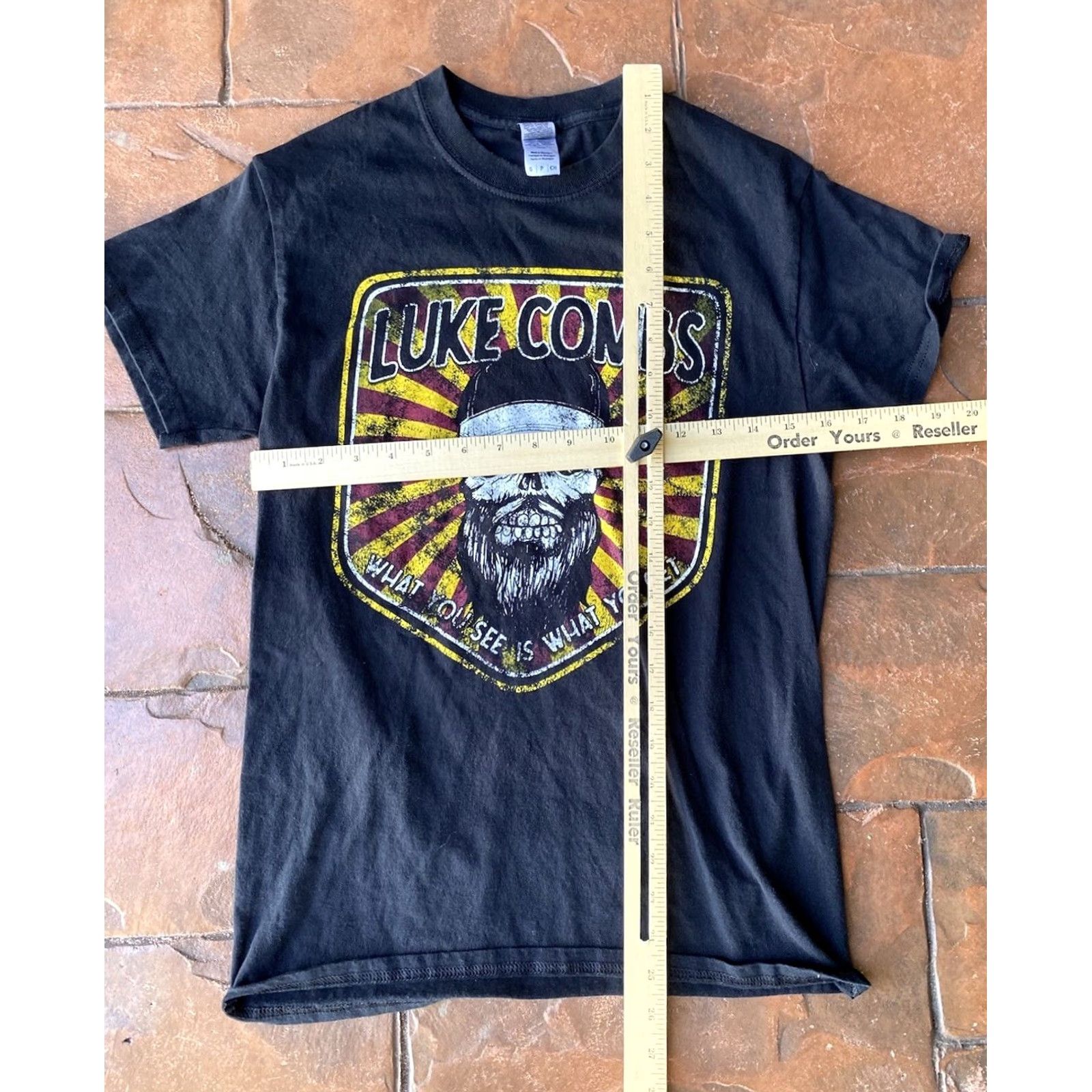 Gildan Luke Combs What You See Is What You Get 2021 Tour T-Shirt Small Mens Black Cotton Jersey Logo Graphic Print Short Sleeve Crew Neck Gildan Vintage No Size US S / EU 44-46 / 1 - 4 Thumbnail