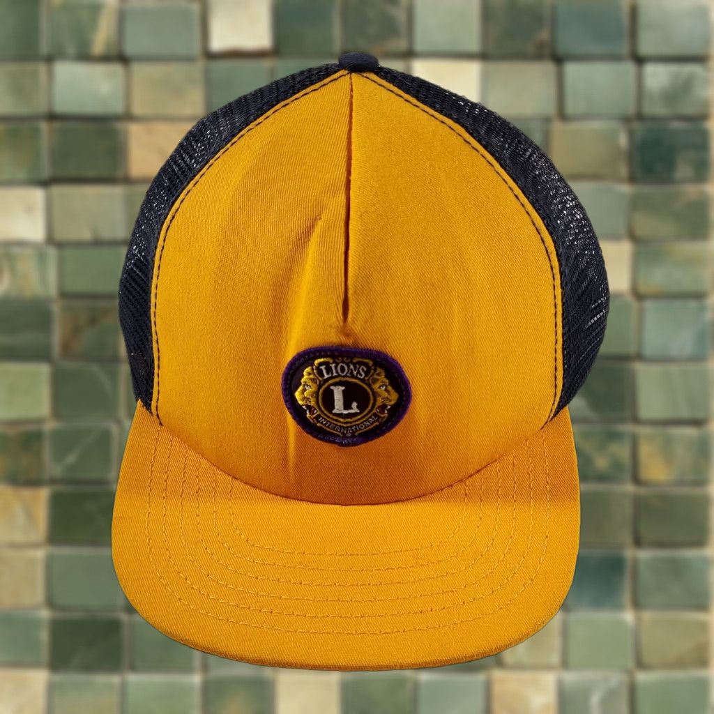 Vintage VINTAGE 80s Lions Club Hat Cap Snapback Trucker Adjustable Clean Blue Yellow Mens S Cap Hat USA Lions Club Mens Blue Trucker Adjustable Cap Size ONE SIZE - 1 Thumbnail