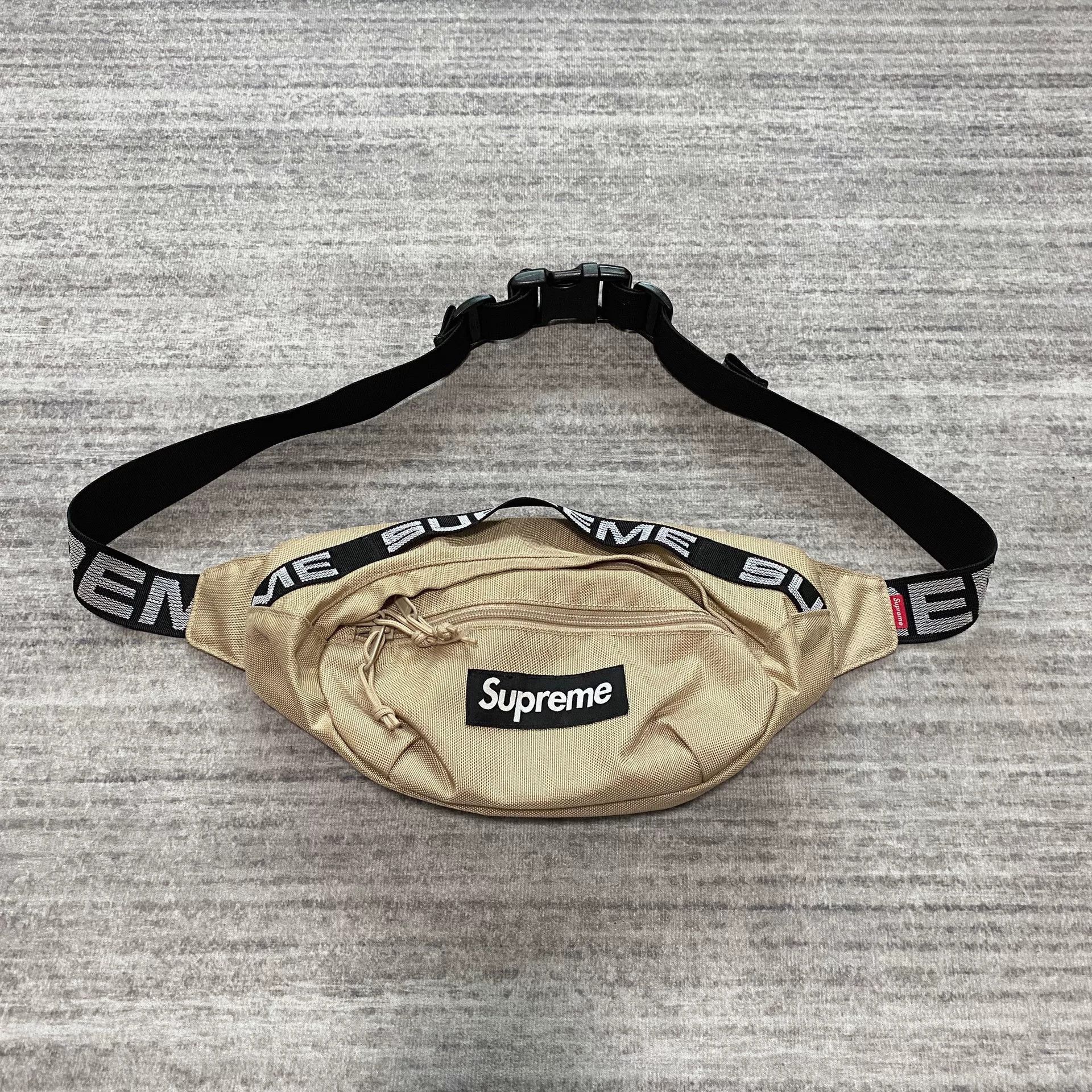 Supreme supreme khaki waist bag with shoulder strap Size ONE SIZE - 1 Thumbnail