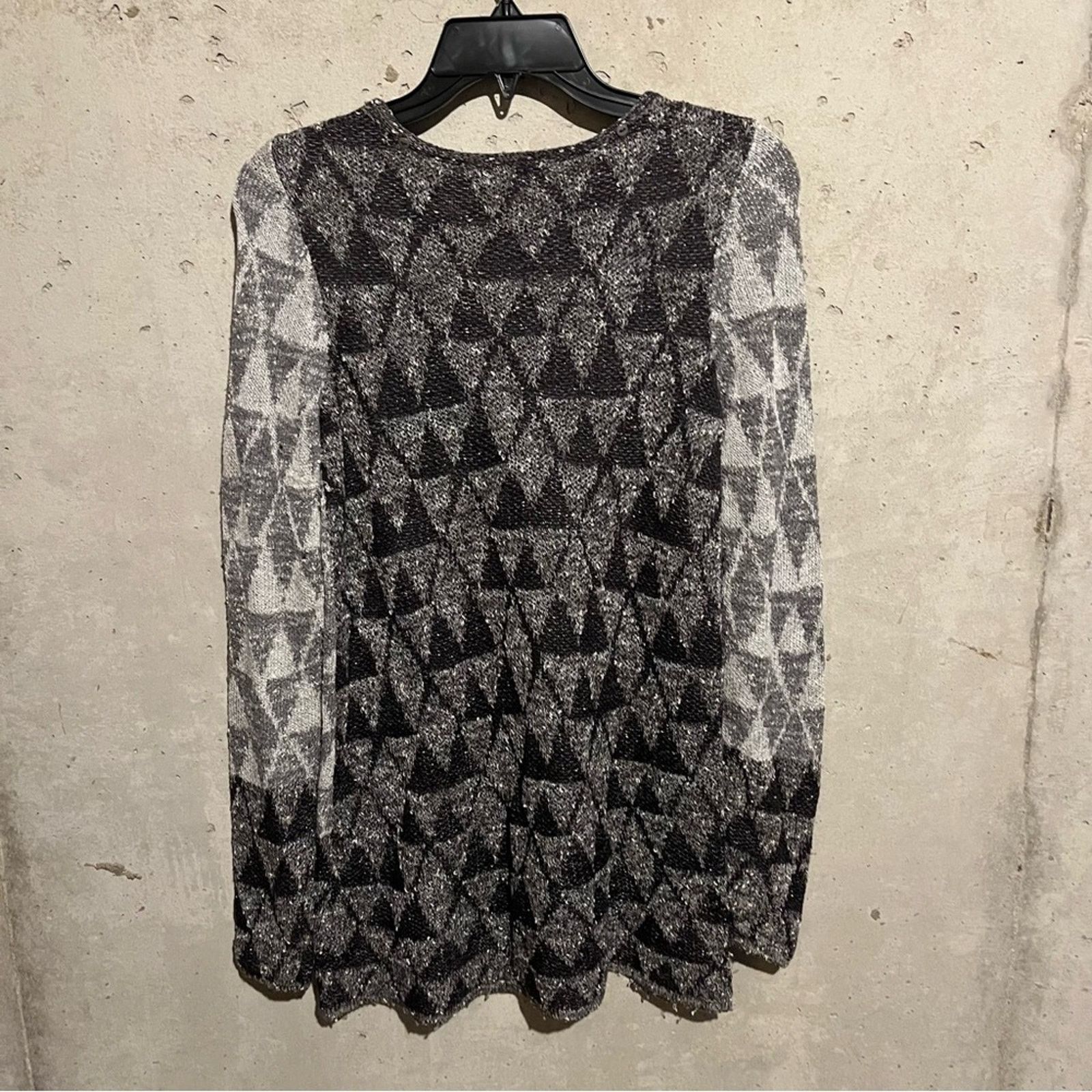 NIC+ZOE NIC+ZOE Black Grey Geometric Knit Top Sweater Women’s Sz XS Size XS / US 0-2 / IT 36-38 - 5 Thumbnail