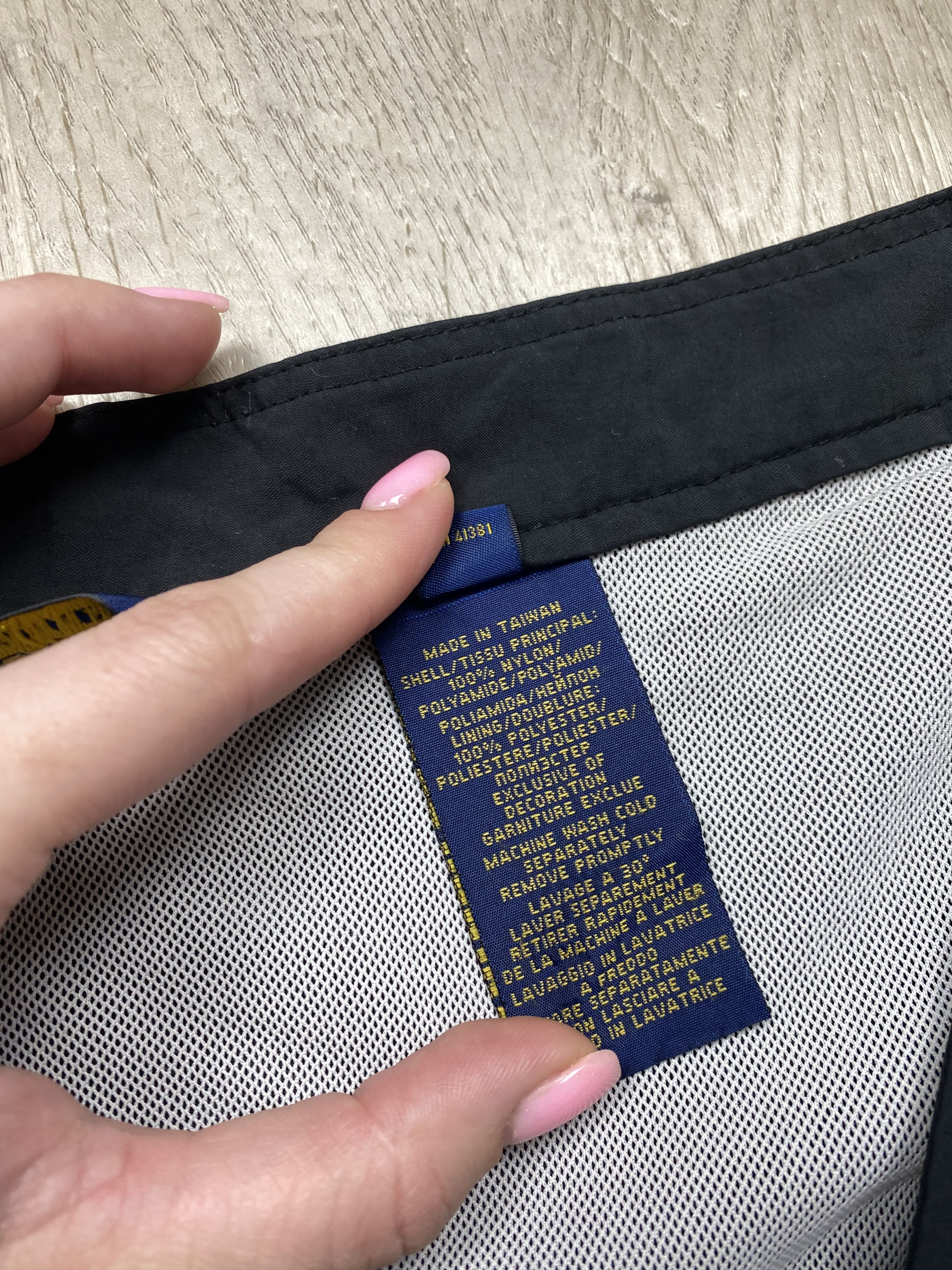 Polo Ralph Lauren Polo Ralph Lauren Vintage Mens Nylon Shorts Y2K Size US 36 / EU 52 - 5 Thumbnail