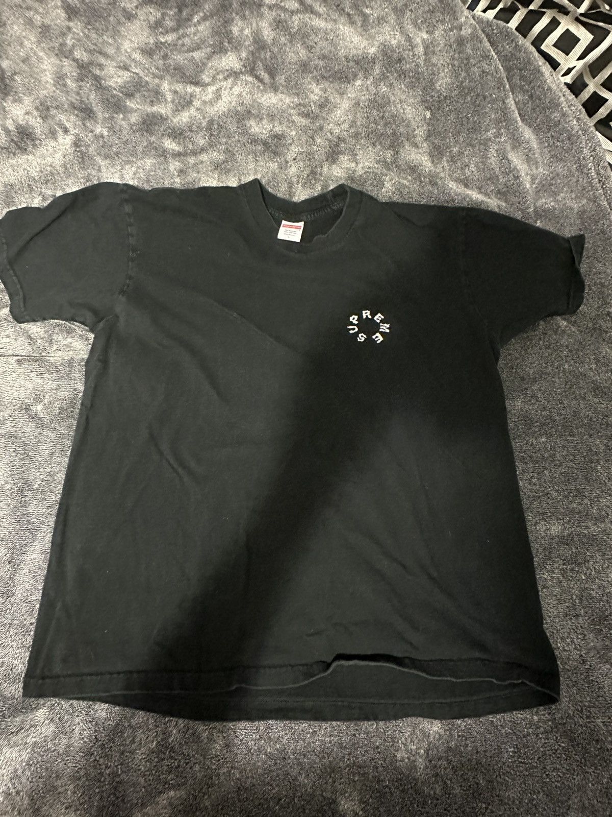 Supreme Supreme Earth T Shirt Size US L / EU 52-54 / 3 - 1 Thumbnail