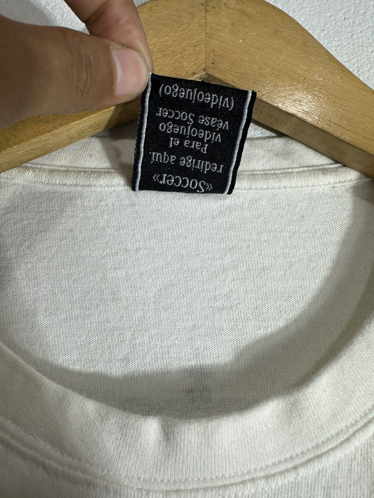 Beauty Beast BRITISH LONDON POEM UNITED KINGDOM LONG SLEEVE TE Size US L / EU 52-54 / 3 - 10 Thumbnail