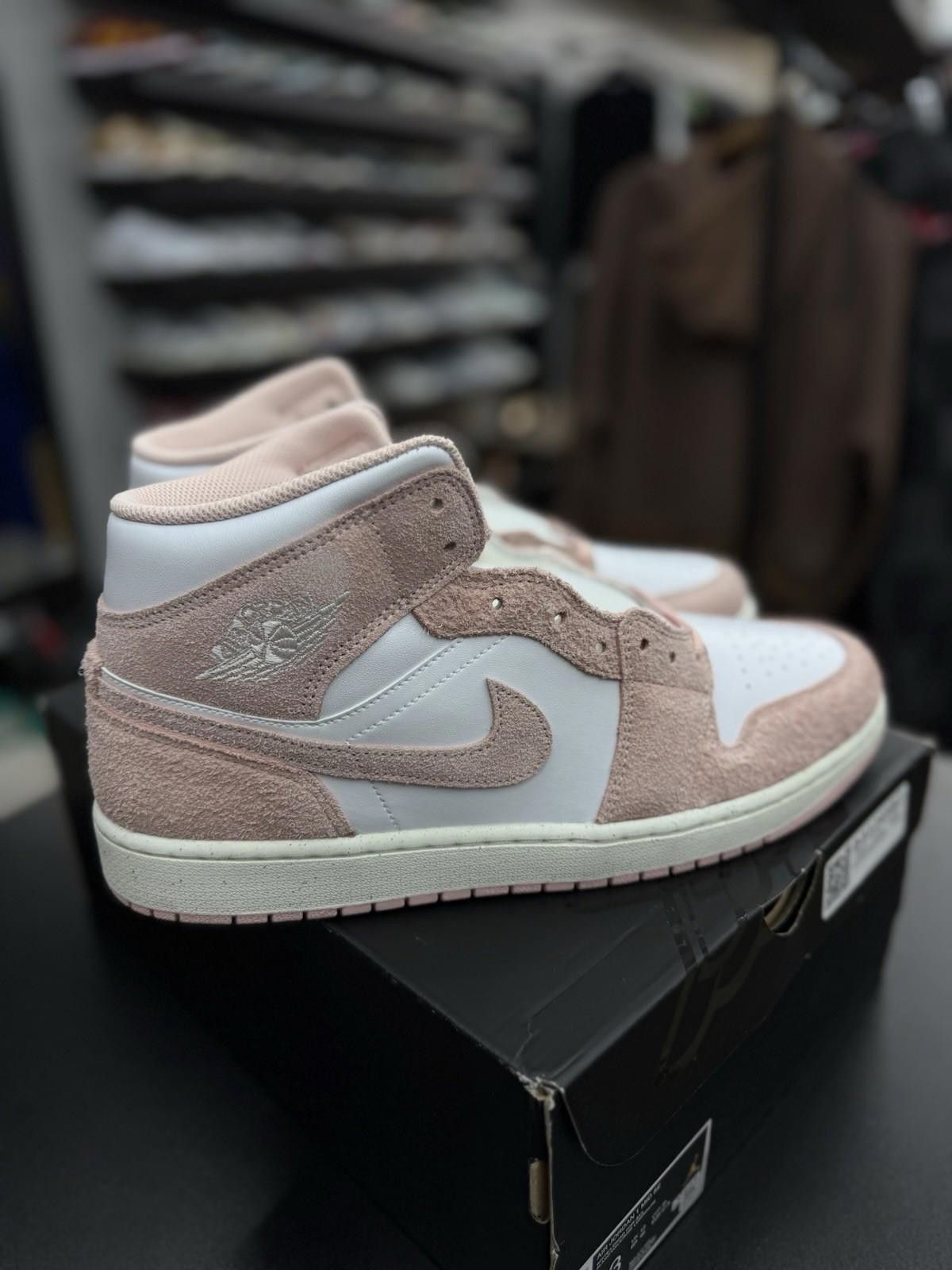 Nike Nike Air Jordan 1 Mid SE Legend Pink Sail FN5215-161 (13) Size US 13 / EU 46 - 2 Thumbnail