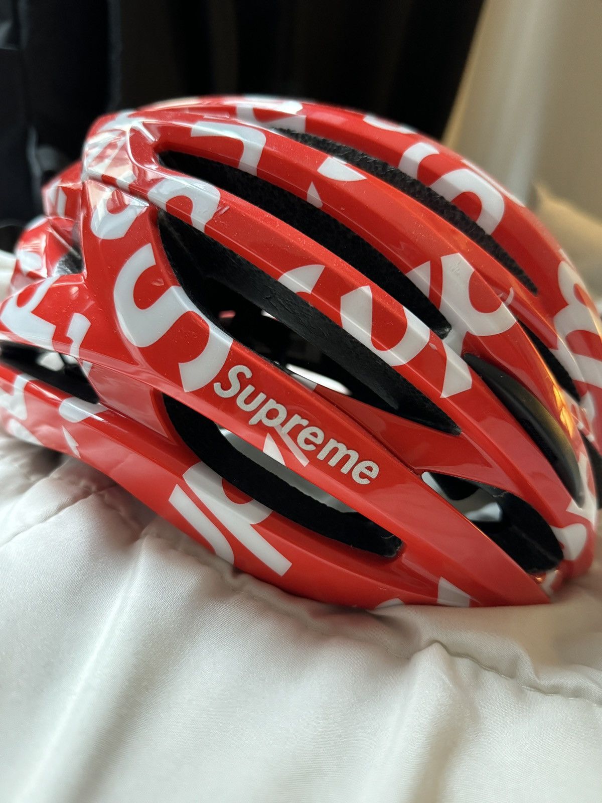 Supreme giro syntax mips helmet red hotsell