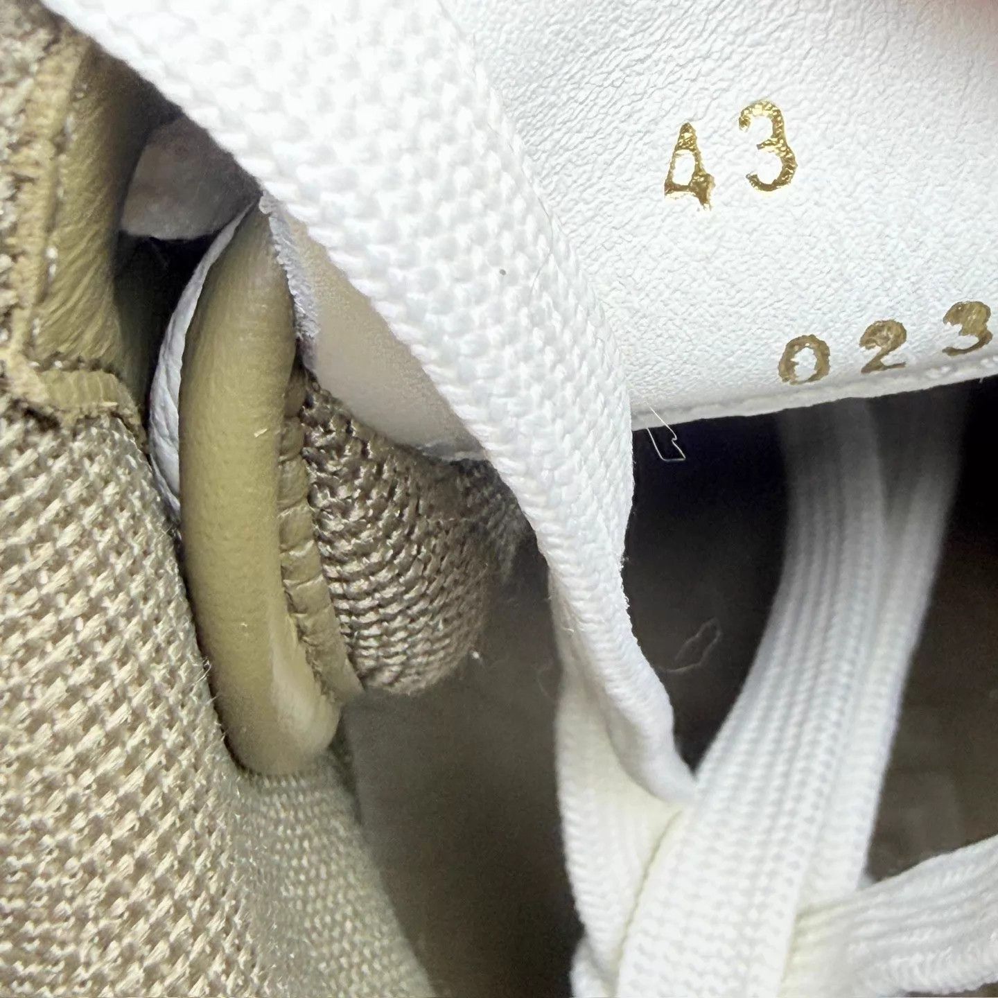 Givenchy Givenchy White Blue Logo Hi-Top Sneaker 43 99 New Size US 10 / EU 43 - 7 Thumbnail