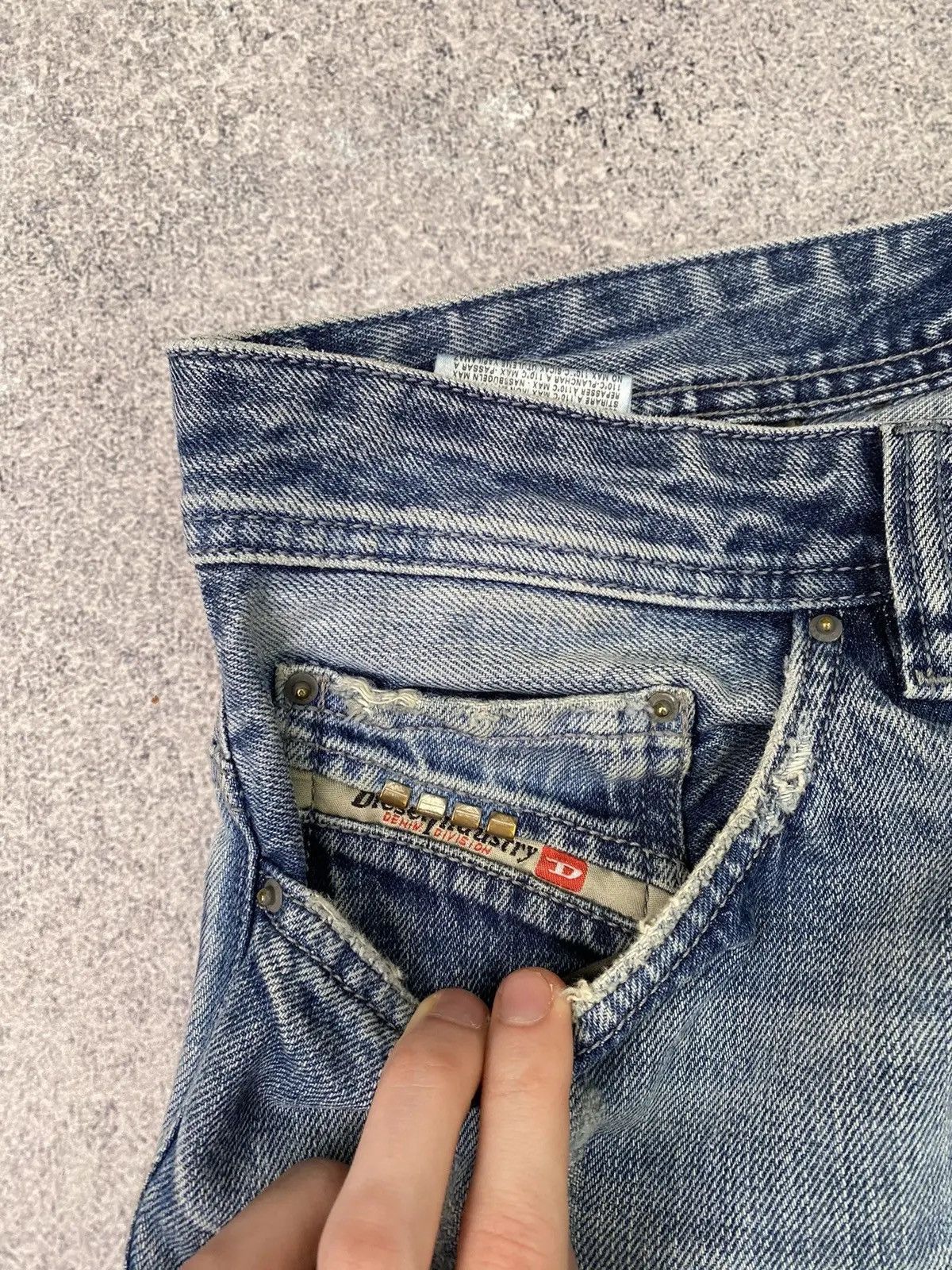 Diesel × Vintage Vintage Diesel Safado Archival Japanese Style Jeans Size US 32 / EU 48 - 8 Thumbnail