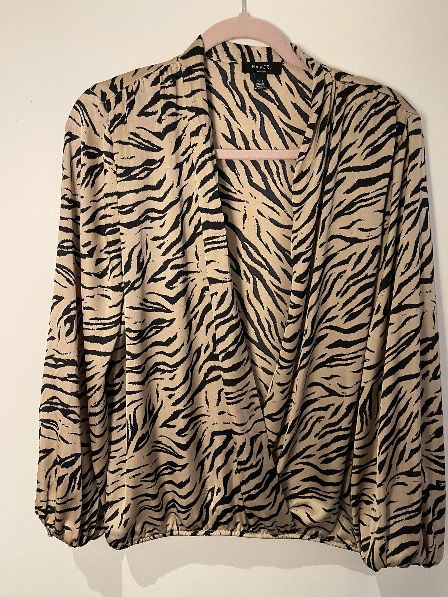 Designer Haver Of London Animal print crossbody blouse Size XL / US 12-14 / IT 48-50 - 1 Thumbnail