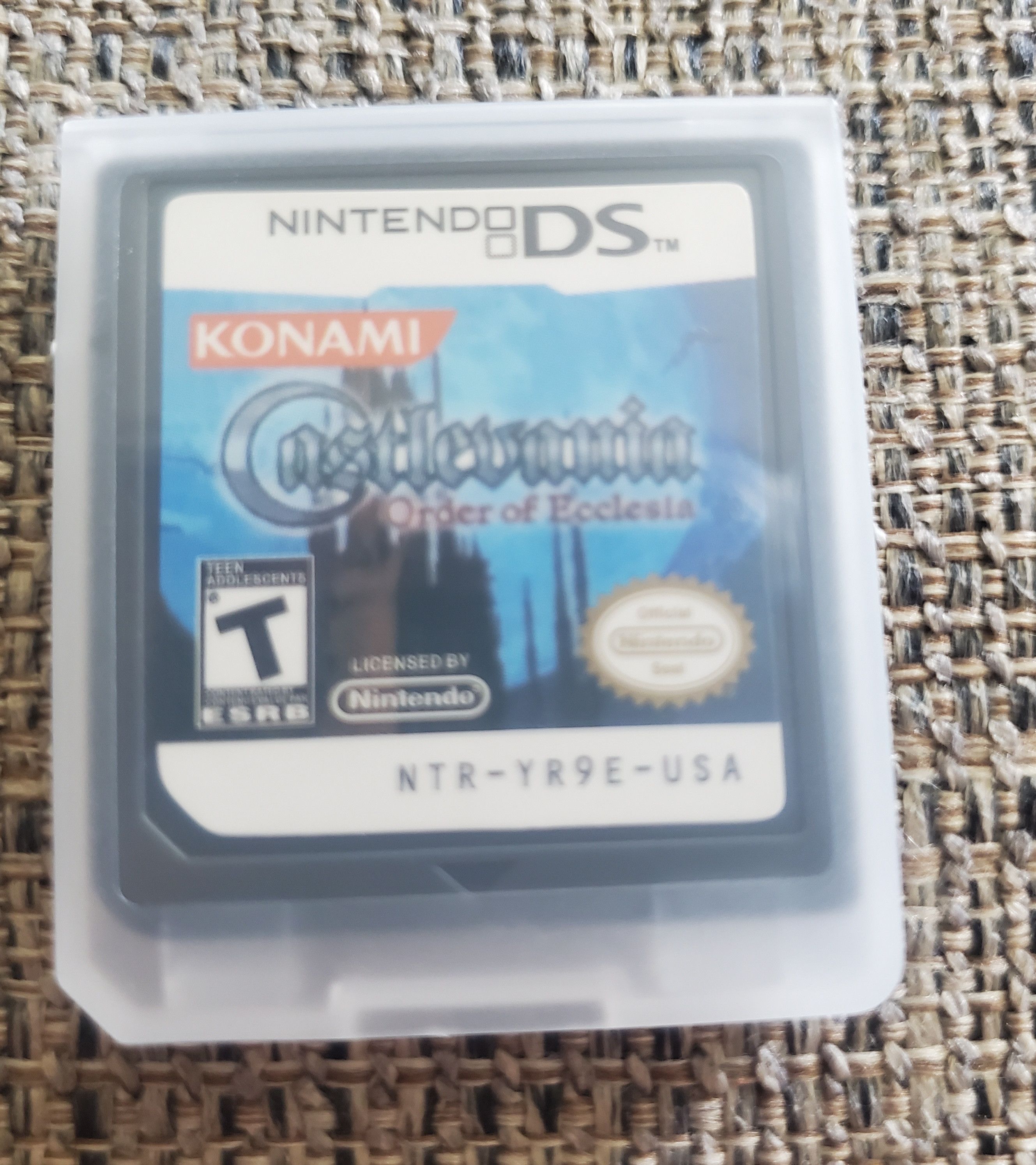 Nintendo Castlevania Ecclesia, Sorrow, Ruin Nintendo DS Video Game Size ONE SIZE - 4 Thumbnail