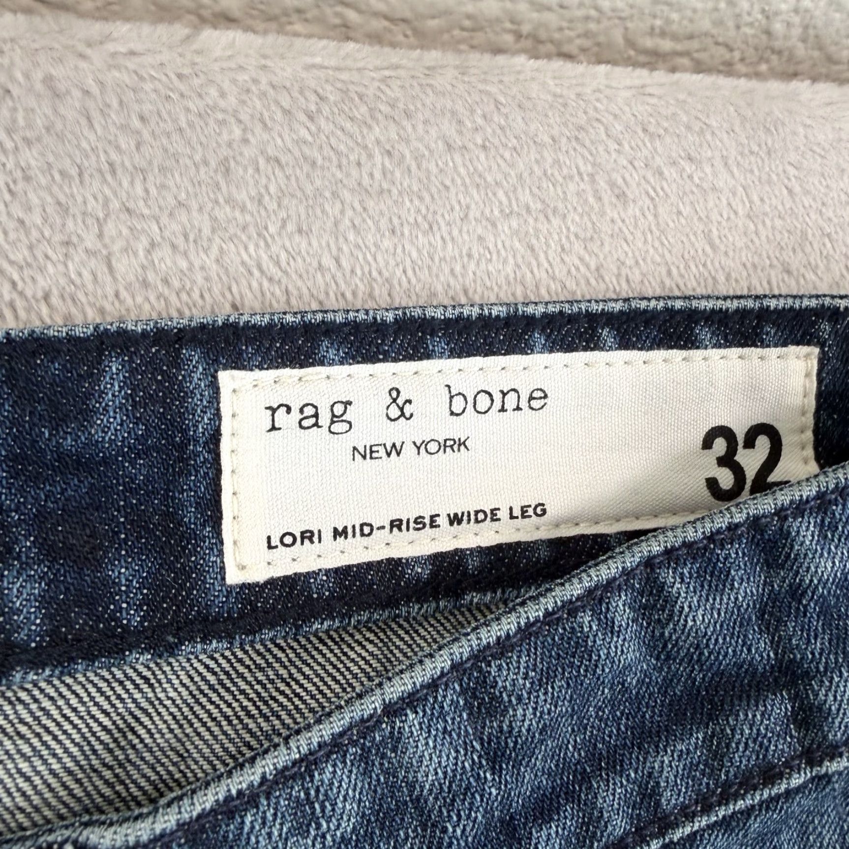 Rag & Bone Rag & Bone Lori Mid-Rise Wide Leg Jeans in Dark Wash Blue Women 32 Made USA NWT 78 Size ONE SIZE - 4 Thumbnail