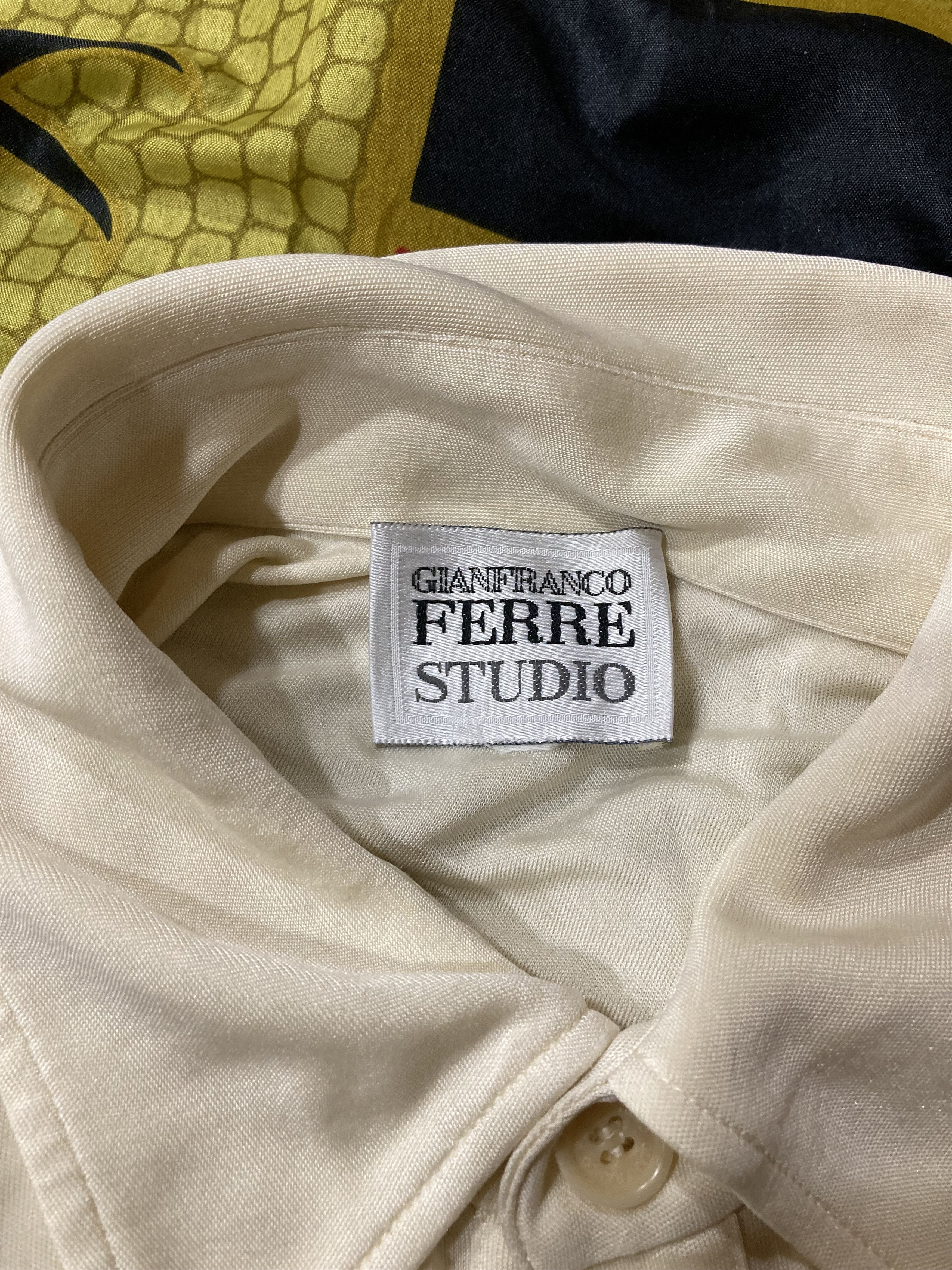 Gianfranco Ferre Gianfranco Ferre Studio Vtg 90s Silk Polo Shirt metal logo Size US XL / EU 56 / 4 - 3 Thumbnail