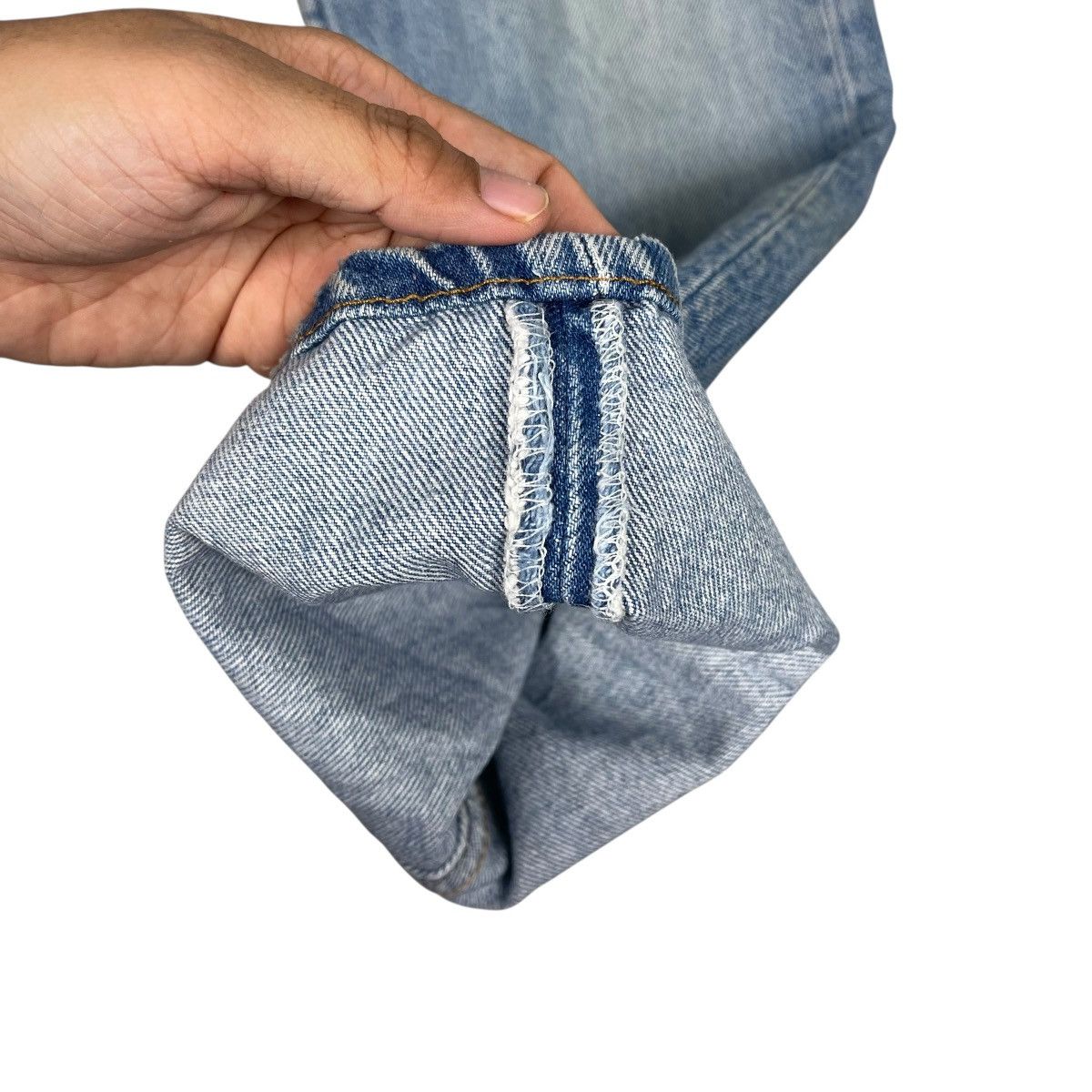 Levi's Vintage 90s Levis 501xx Button Fly Distressed Denim W31 Size US 31 - 15 Thumbnail