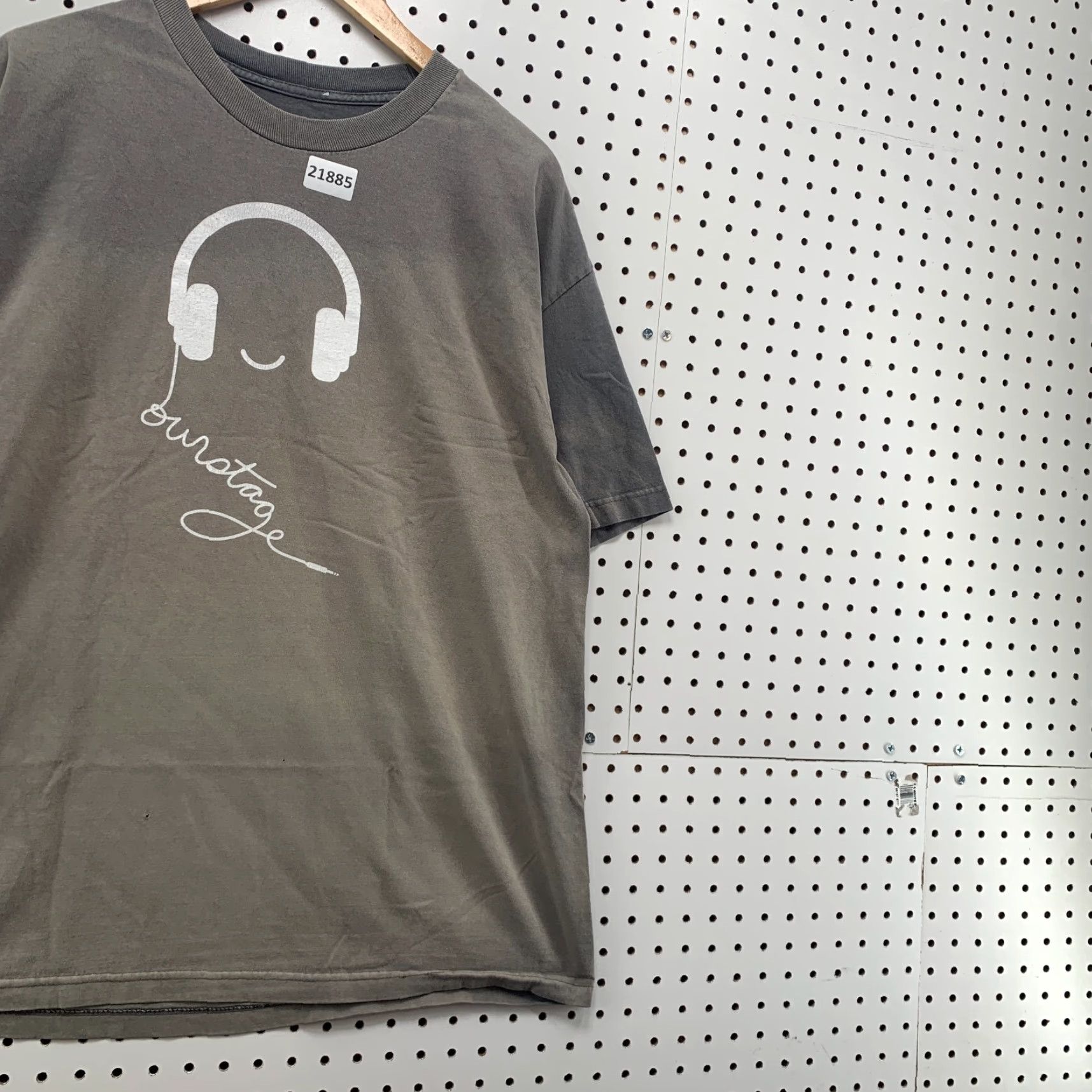 Vintage Our Stage Headphone Shirt Faded Gray Men XL 23x30 Music BAnd TEE Size US XL / EU 56 / 4 - 4 Thumbnail