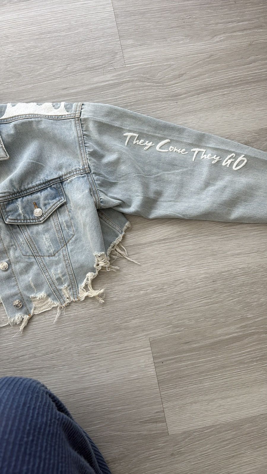 Other Distressed crop denim jacket (light wash) Size S / US 4 / IT 40 - 3 Thumbnail
