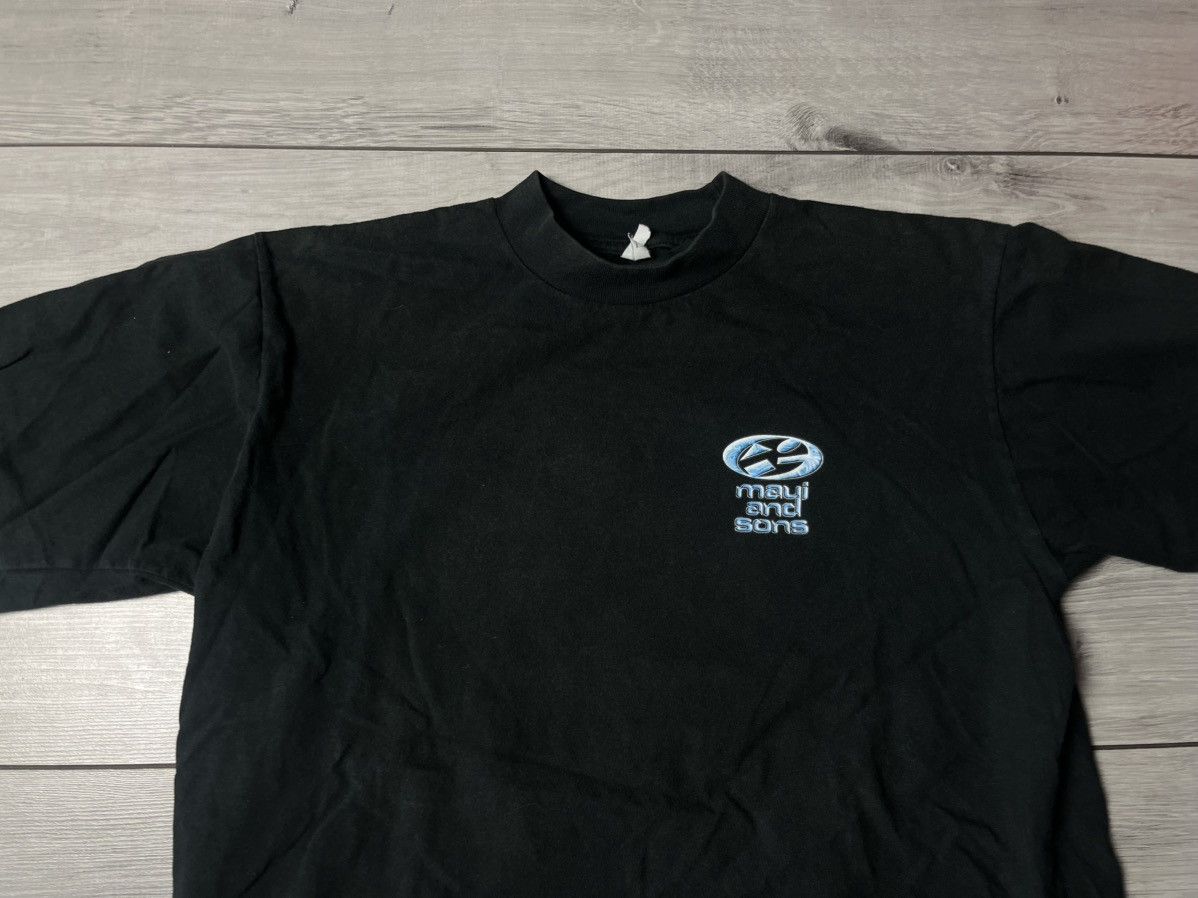 Maui and Sons Vintage Maui And Sons Tshirt 90s shark size Medium Size US M / EU 48-50 / 2 - 3 Thumbnail