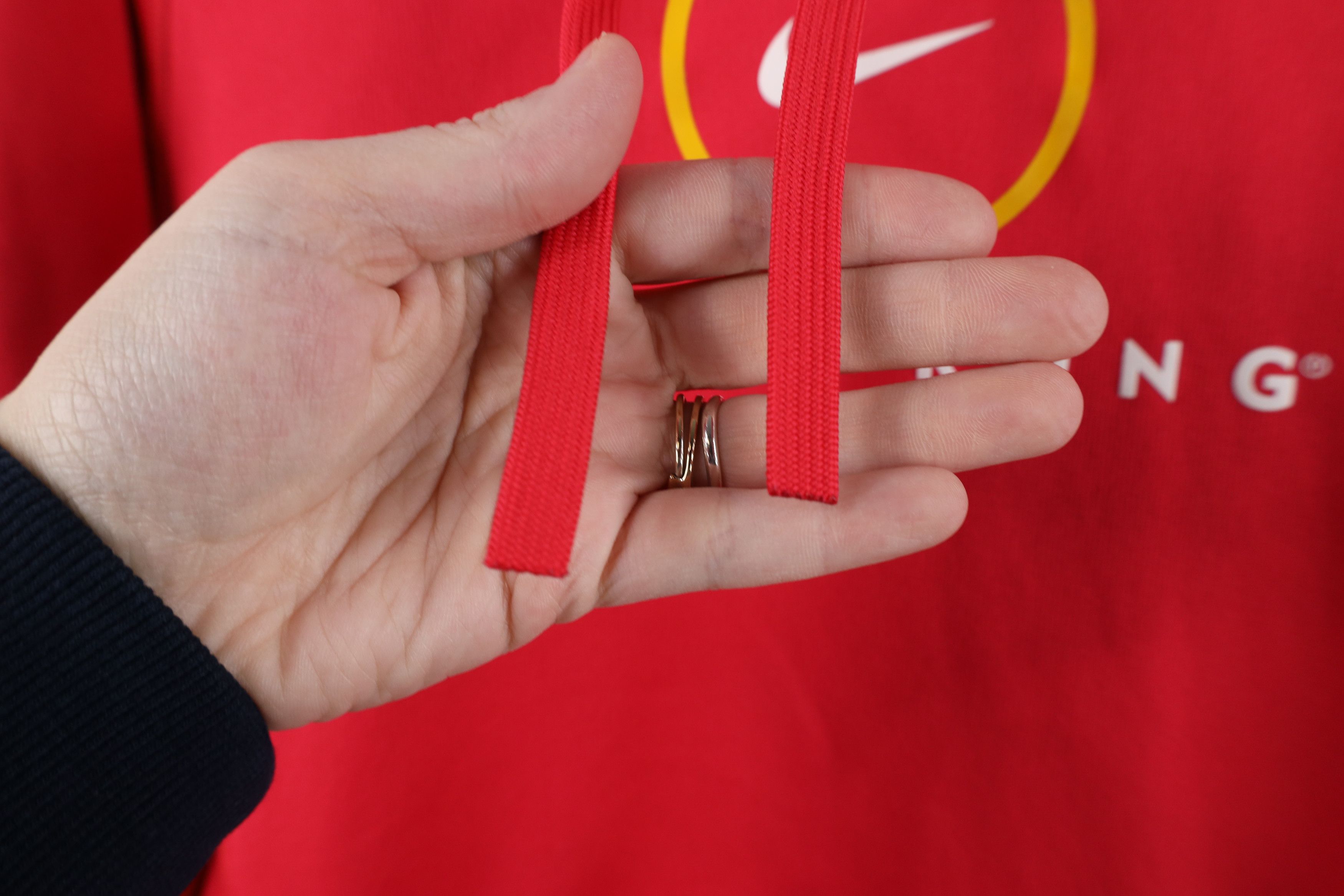 Nike × Vintage Vintage Y2K Nike Livestrong Armstrong Center Swoosh Hoodie Size S / US 4 / IT 40 - 5 Thumbnail