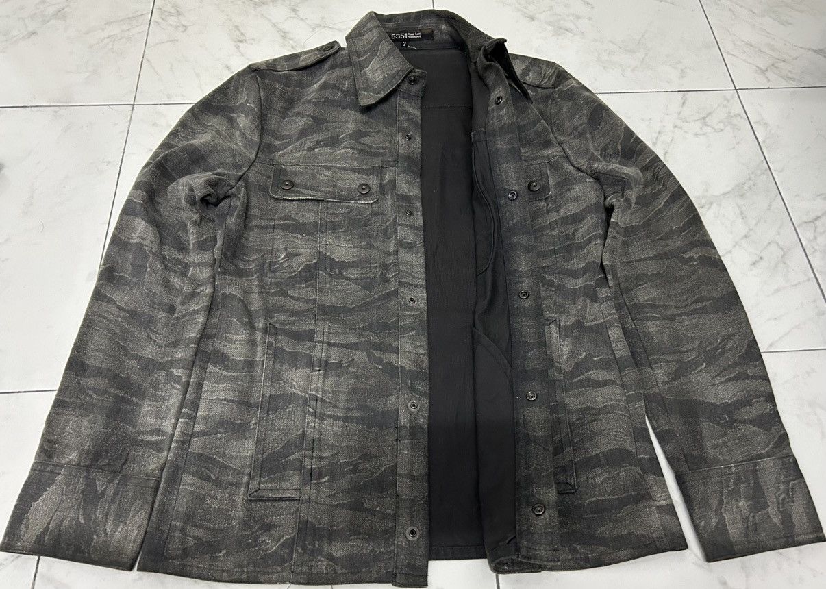 5351 POUR LES HOMMES 5351 POUR LESS HOMMES DOUBLE BREASTED JACKET TIGER STRIPE Size US M / EU 48-50 / 2 - 2 Thumbnail