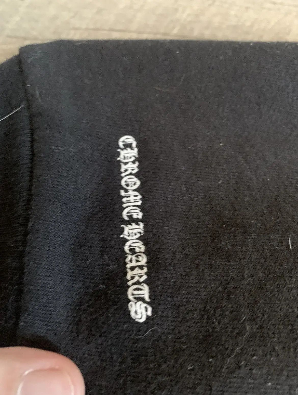 Chrome Hearts Chrome Hearts Red Horseshoe Cemetery Cross Hoodie Size US L / EU 52-54 / 3 - 9 Thumbnail
