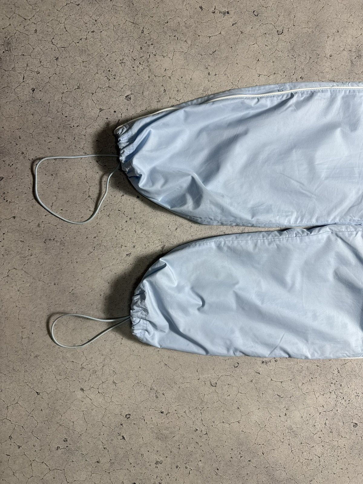 Nike Nike Vintage Nylon Track Pants Baggy Swoosh TN Blue Size US 32 / EU 48 - 2 Thumbnail