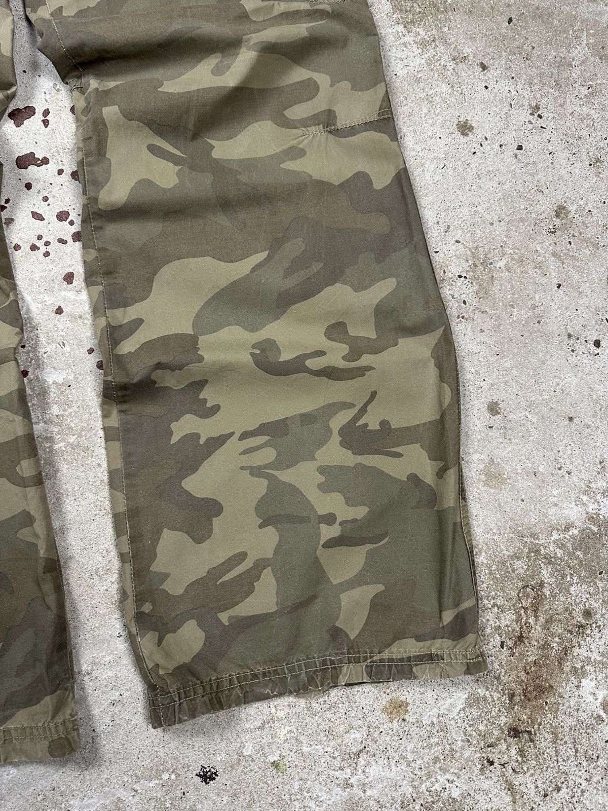 Japanese Brand × Vintage Vintage Y2K Washed Camo Cargo Flare Pants Boot Cut Size US 30 / EU 46 - 3 Thumbnail