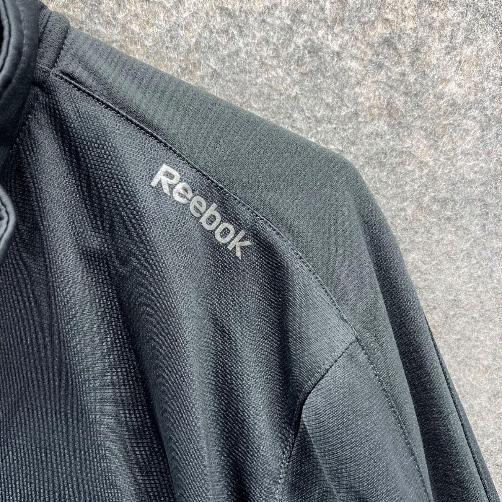 Reebok Reebok Sweatshirt Men Medium Black 1/4 Zip Play Dry 1/4 Zip Sweater Jacket Size US M / EU 48-50 / 2 - 3 Thumbnail