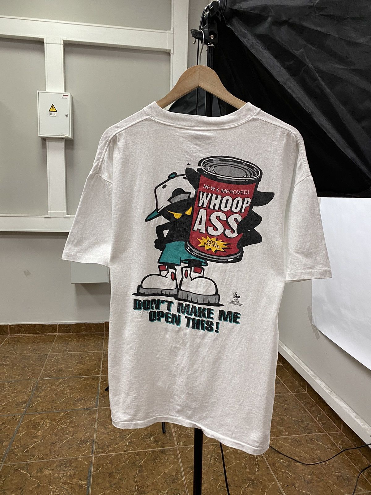 Hanes 🇺🇸 Vintage 90s Whoop Ass Trashman Outhouse Udamon T-shirt Size US XL / EU 56 / 4 - 1 Thumbnail