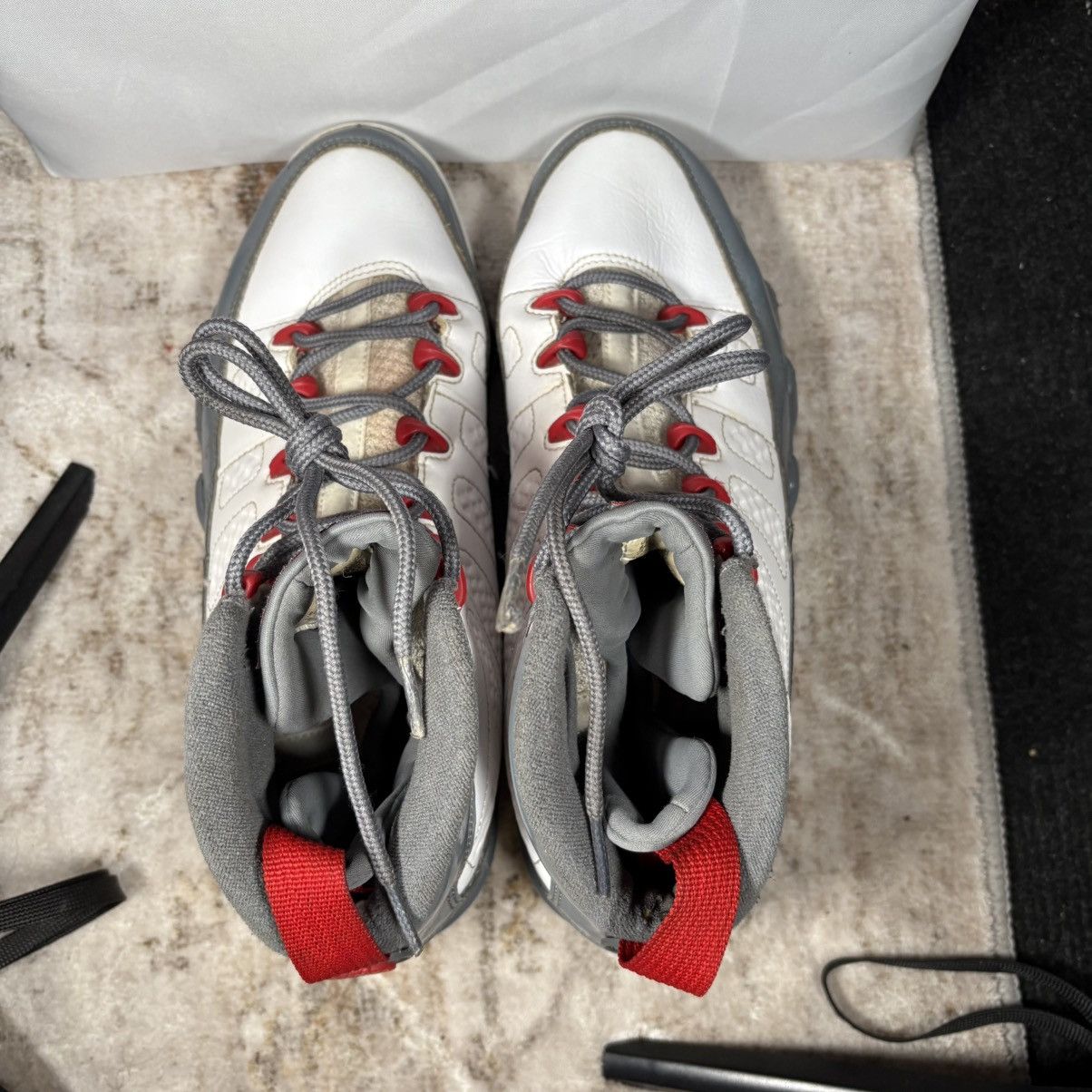 Jordan Brand Size 8.5 - Jordan 9 Retro Mid Fire Red Size US 8.5 / EU 41-42 - 6 Thumbnail