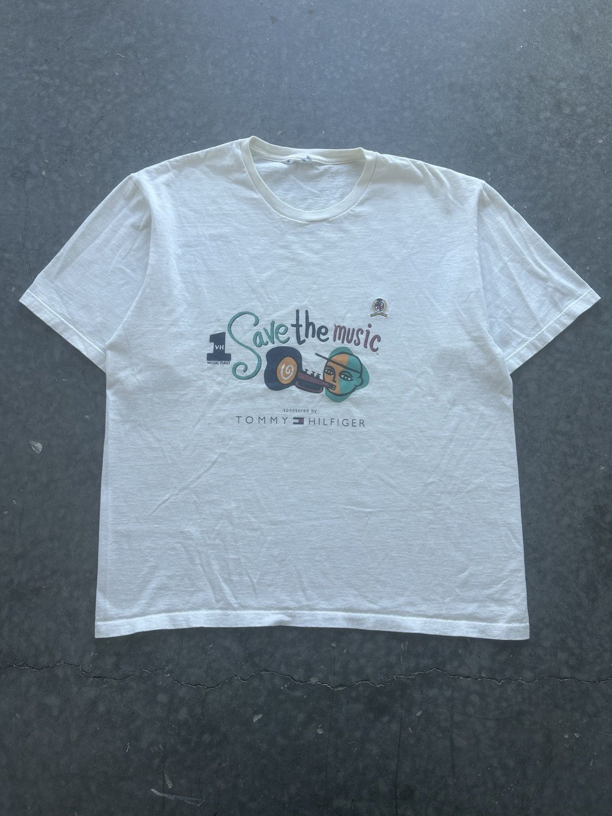 Tommy Hilfiger × Vintage Vintage 90s Tommy Hilfiger Save The Music Graphic Tee Size US L / EU 52-54 / 3 - 1 Thumbnail