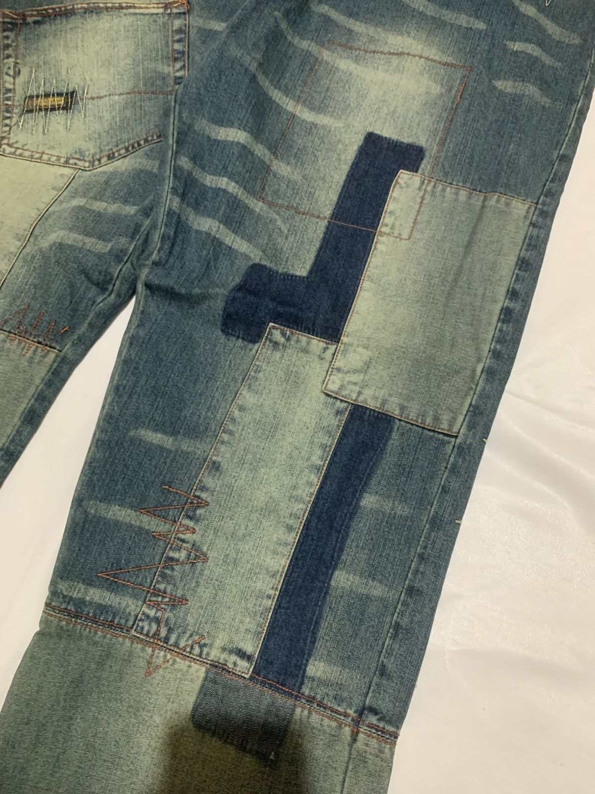 Akademiks Vintage Akademiks Multi Pocket Embroidered Baggy Y2K Jeans Size US 42 / EU 58 - 7 Thumbnail