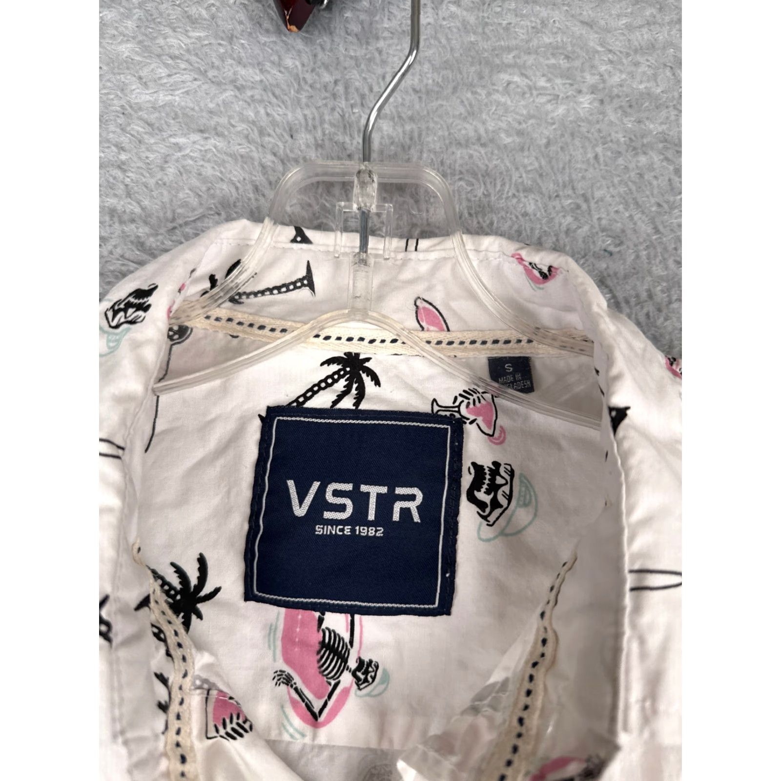 Vintage VSTR Shirt Men Small White Skeleton Cocktail Palm AOP Button-Up 100% Cotton Size US S / EU 44-46 / 1 - 7 Thumbnail